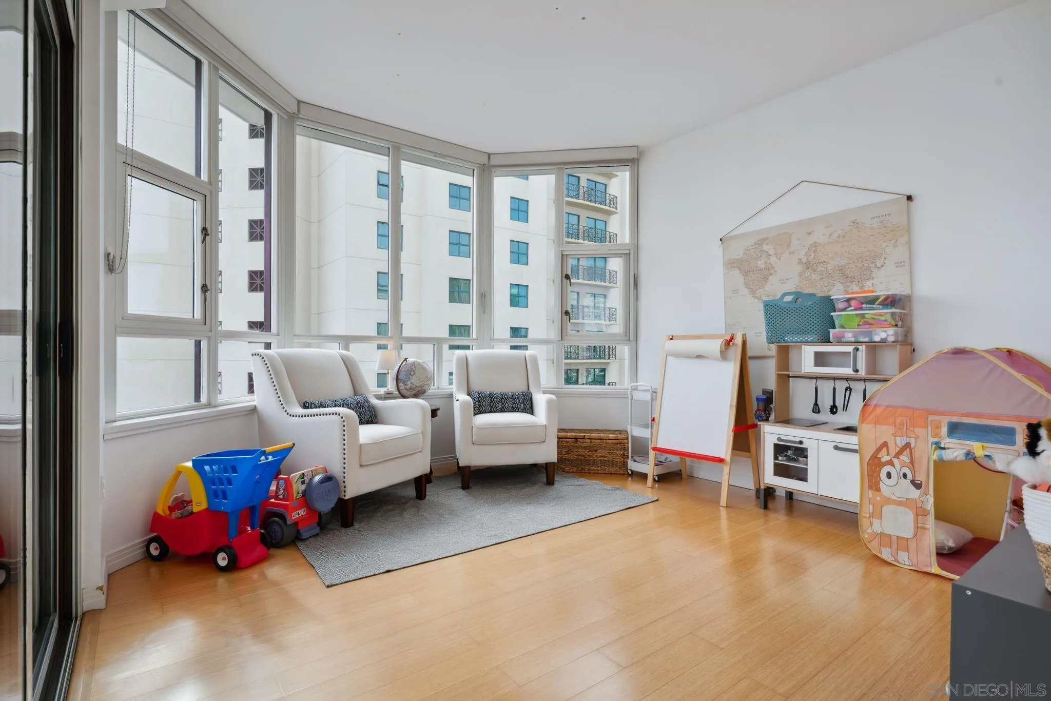 Photo #9: 250042243 Listing: Photo #9