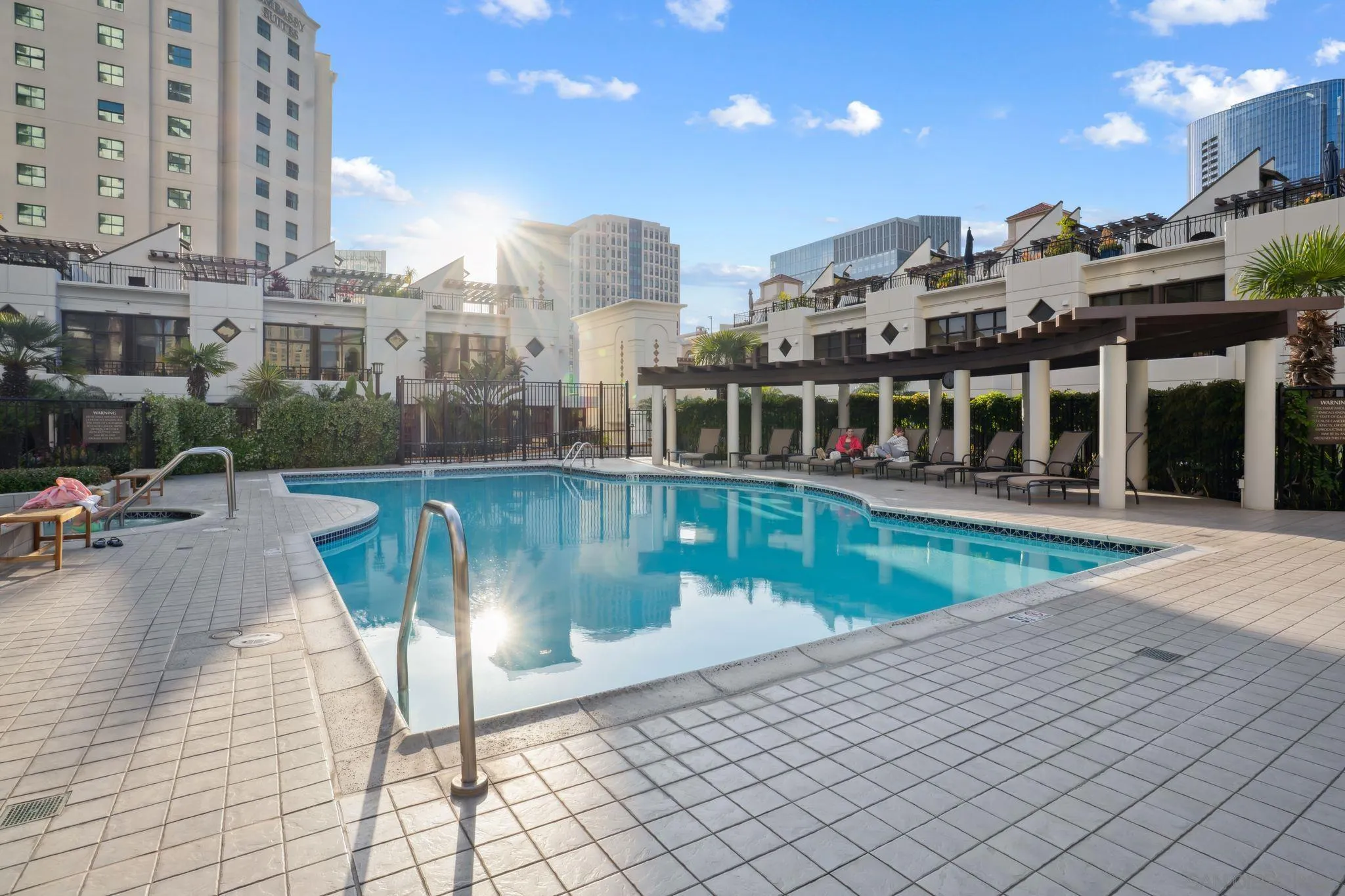 https://cdn.realtyfeed.com/cdn/127/250042243/b6229927bb1c1decfa8e2aa517ea83c9.webp