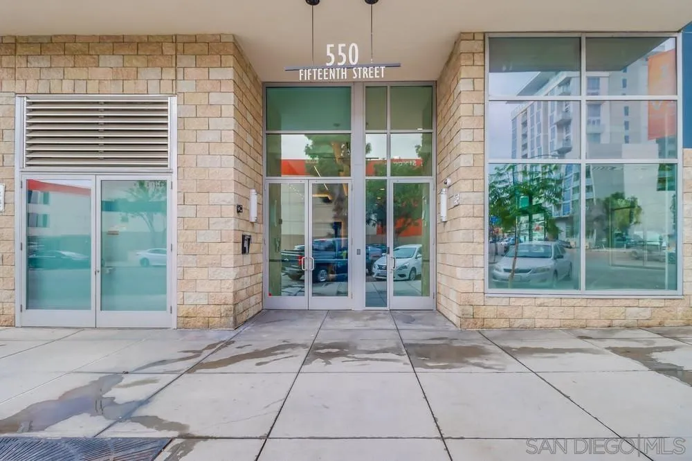 https://cdn.realtyfeed.com/cdn/127/250042245/4a225afc0488340376e82c52f32e2a51.webp