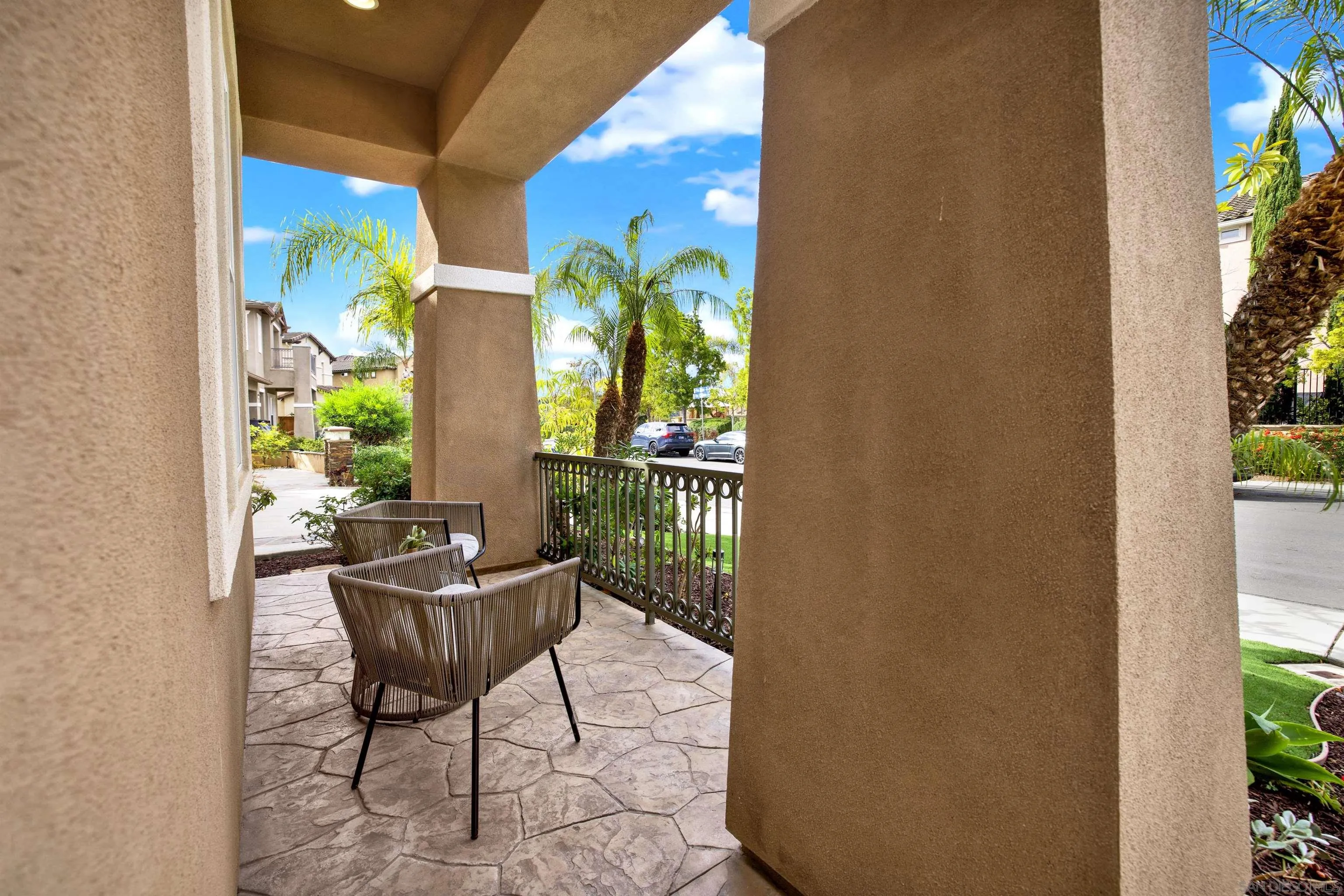 https://cdn.realtyfeed.com/cdn/127/250042246/1ec120eb1add19cf4d84f610b2883c8b.webp