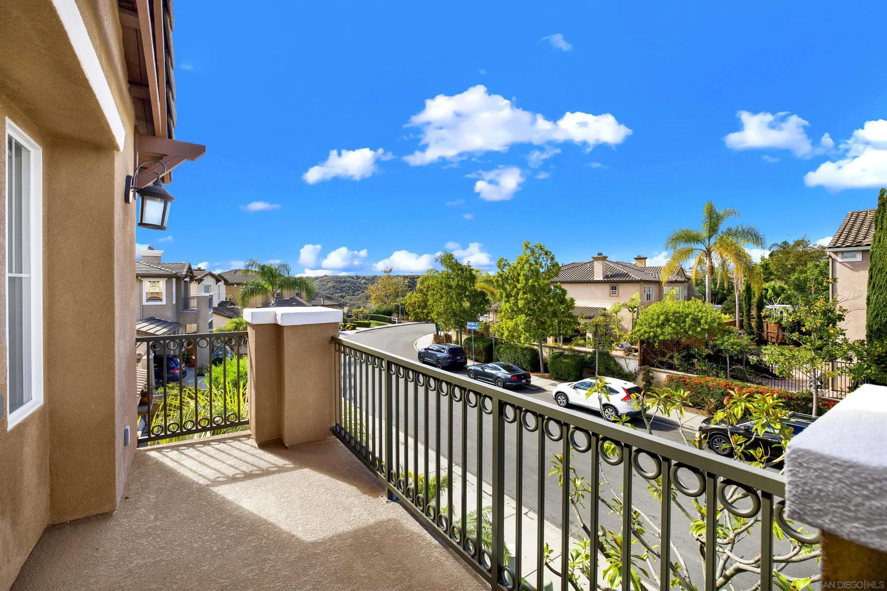 https://cdn.realtyfeed.com/cdn/127/250042246/9cc3b40af51d42620d60405f251d528c.webp