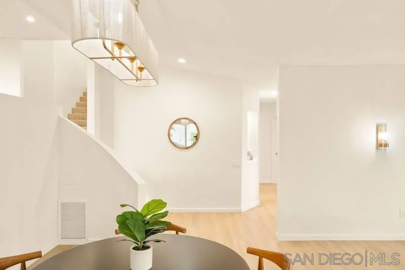 https://cdn.realtyfeed.com/cdn/127/250042248/b899ae41b4fd274968975847501780a3.webp