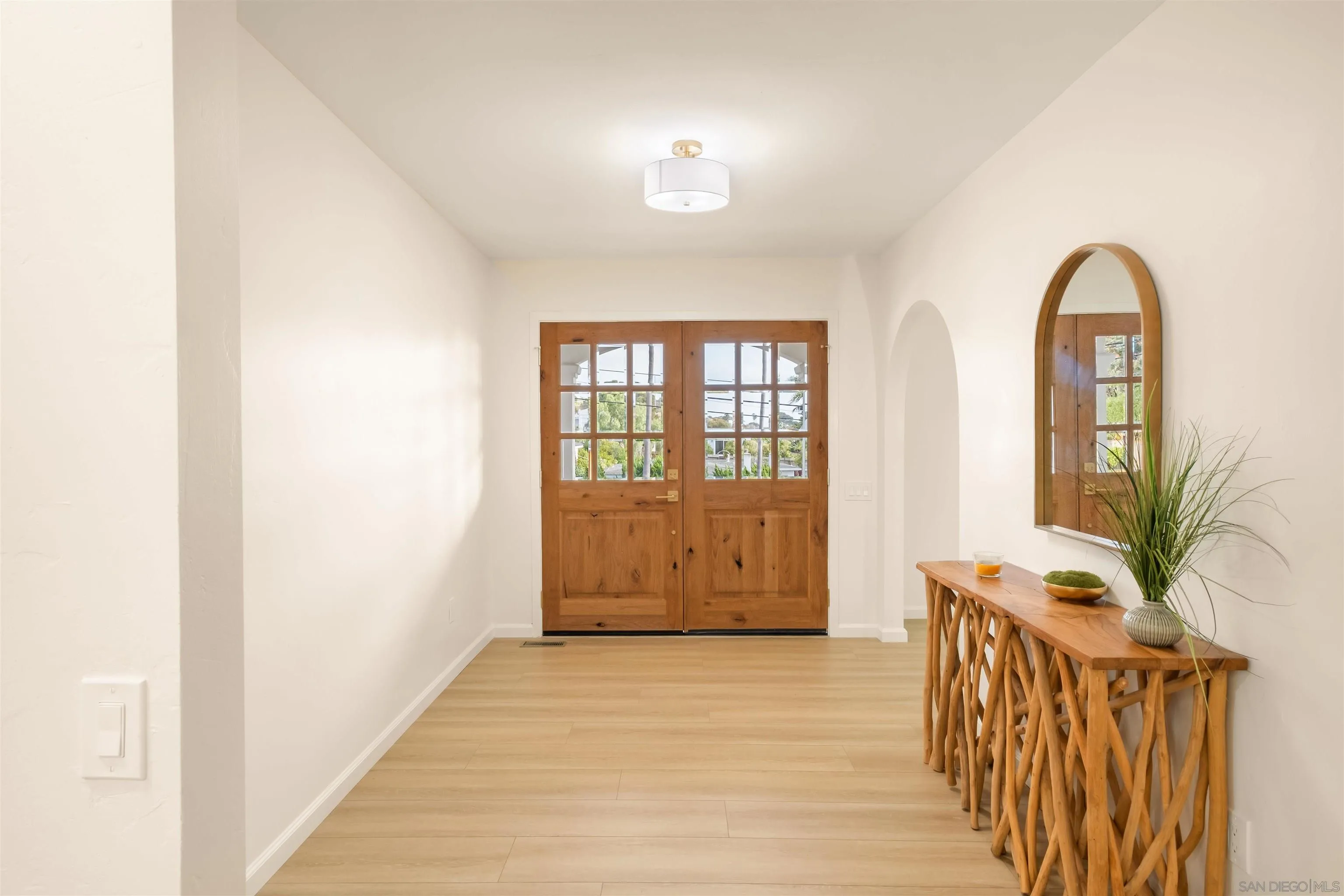 https://cdn.realtyfeed.com/cdn/127/250042248/d0a0a6e72a34d5a4f3b3f552a31011d8.webp