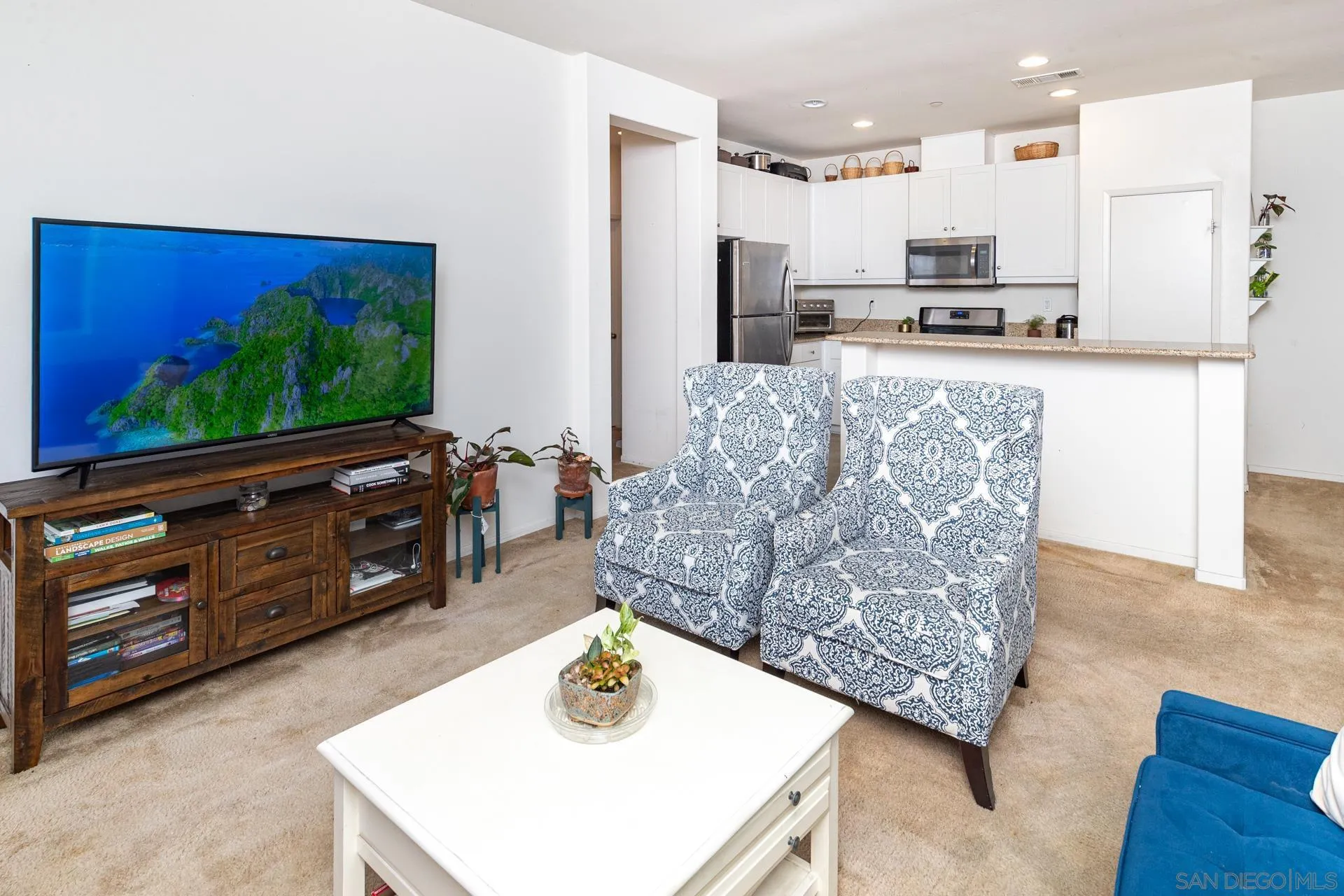 Photo #3: 250042249 Listing: Photo #3