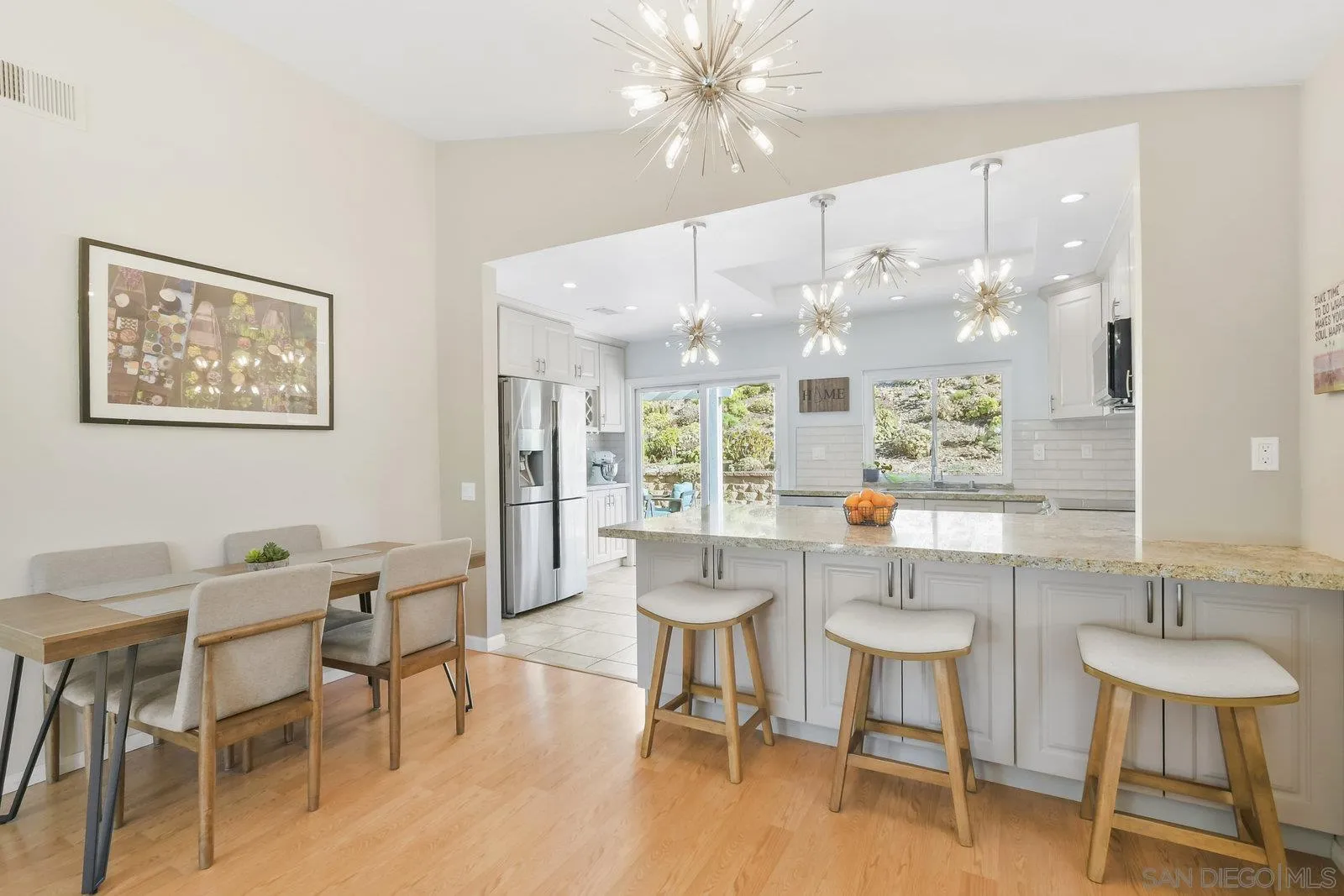 https://cdn.realtyfeed.com/cdn/127/250042250/9c39693a564d4b8c5586d8c0ae9780bc.webp