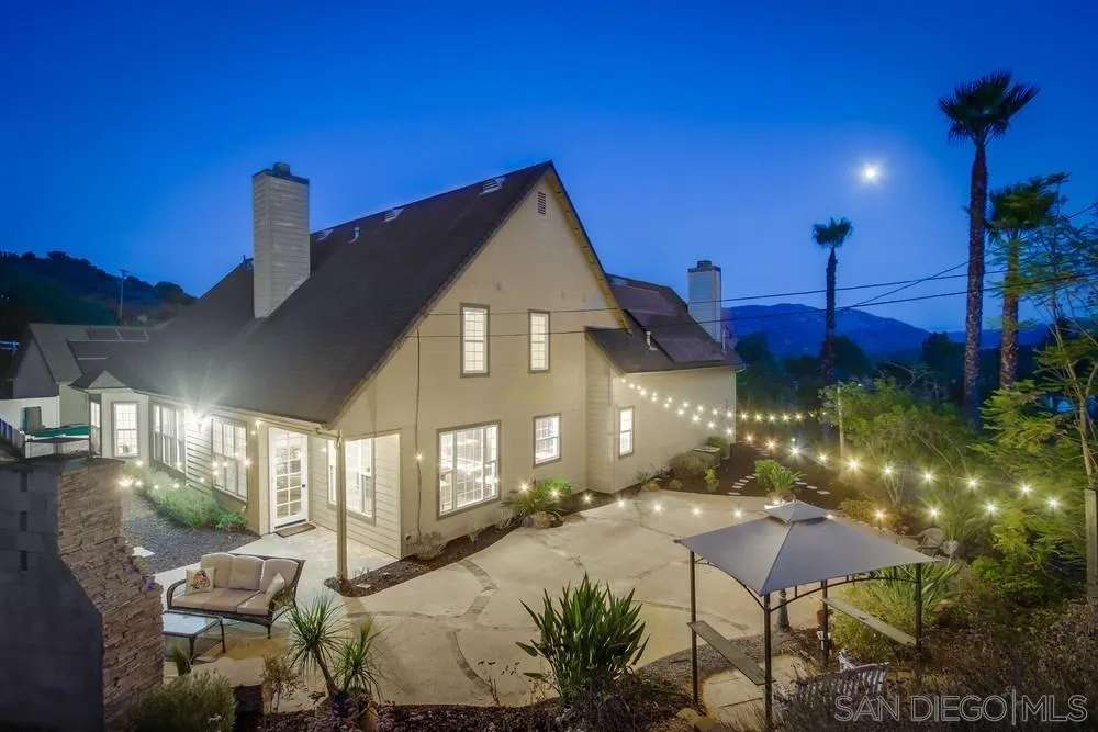 https://cdn.realtyfeed.com/cdn/127/250042253/763fb6de1051bb7b409604a0cc65f0a0.webp