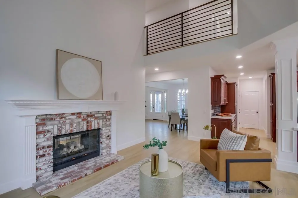 https://cdn.realtyfeed.com/cdn/127/250042253/c3ce527e1a4a9adee95dd8473bd3bb2f.webp