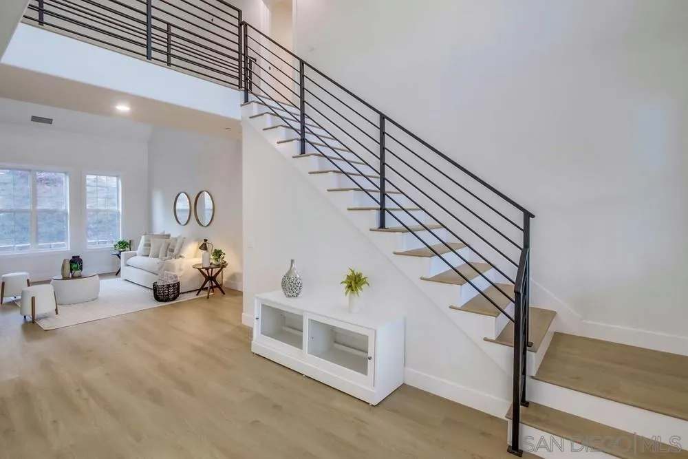 https://cdn.realtyfeed.com/cdn/127/250042253/dfc434e70cce60bebaff9d54cd5e942e.webp