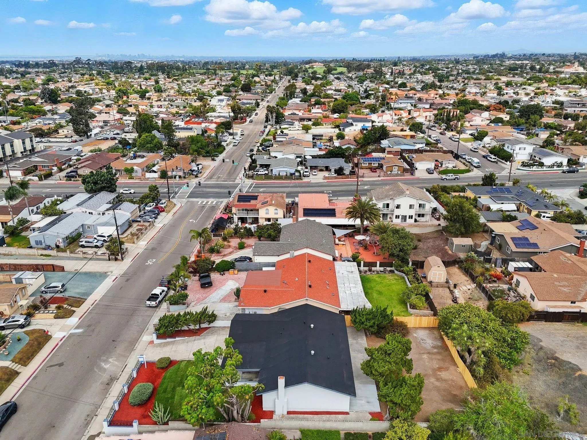 https://cdn.realtyfeed.com/cdn/127/250042255/6e0940a174967d7c115b4edd9145738b.webp