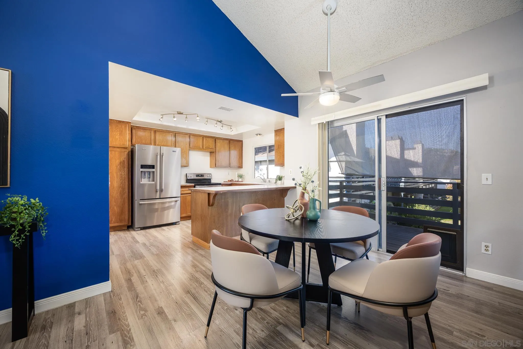 https://cdn.realtyfeed.com/cdn/127/250042256/c2ef380201b200059d93939080603d35.webp