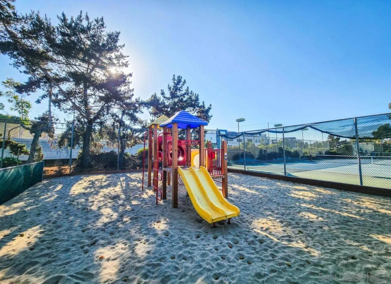 https://cdn.realtyfeed.com/cdn/127/250042260/d6aed57dd8e0eb18a9d88449e5d02a7d.webp