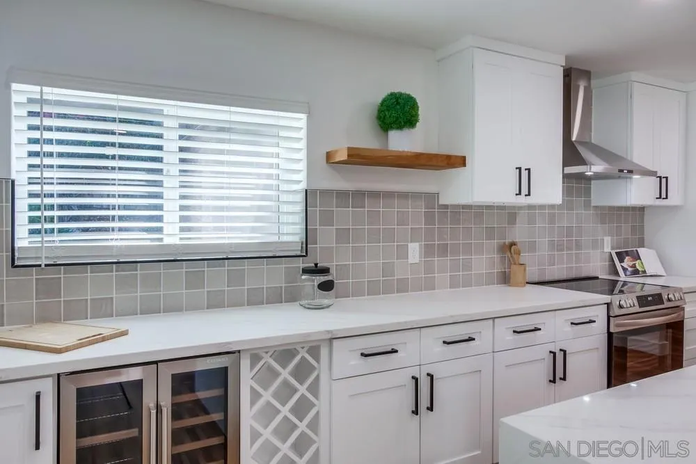 https://cdn.realtyfeed.com/cdn/127/250042262/436b7a715d07c1e926d62d142a6db7e4.webp