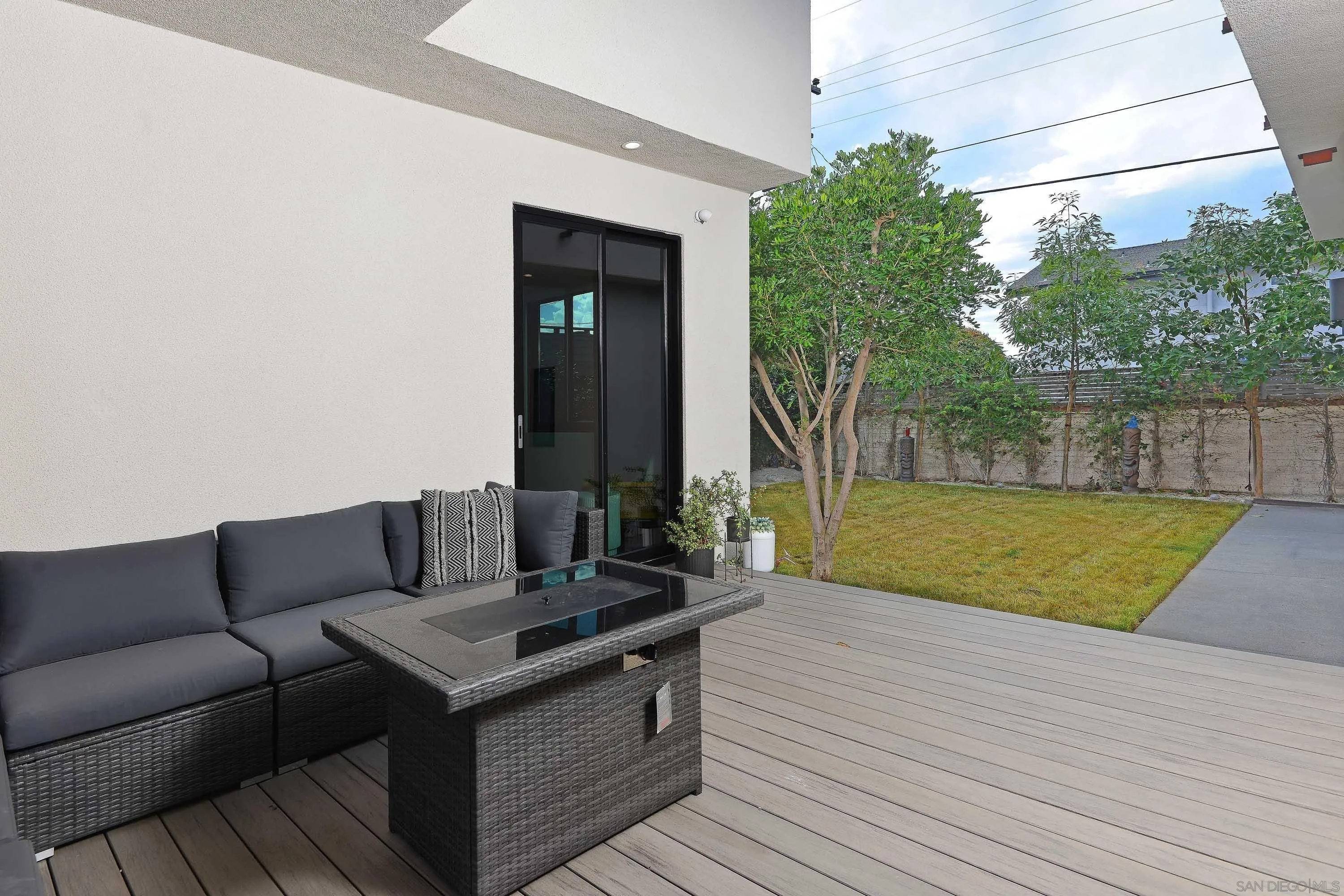 https://cdn.realtyfeed.com/cdn/127/250042266/f8f9ba6230b766fa0f2efdc9d77b95f6.webp