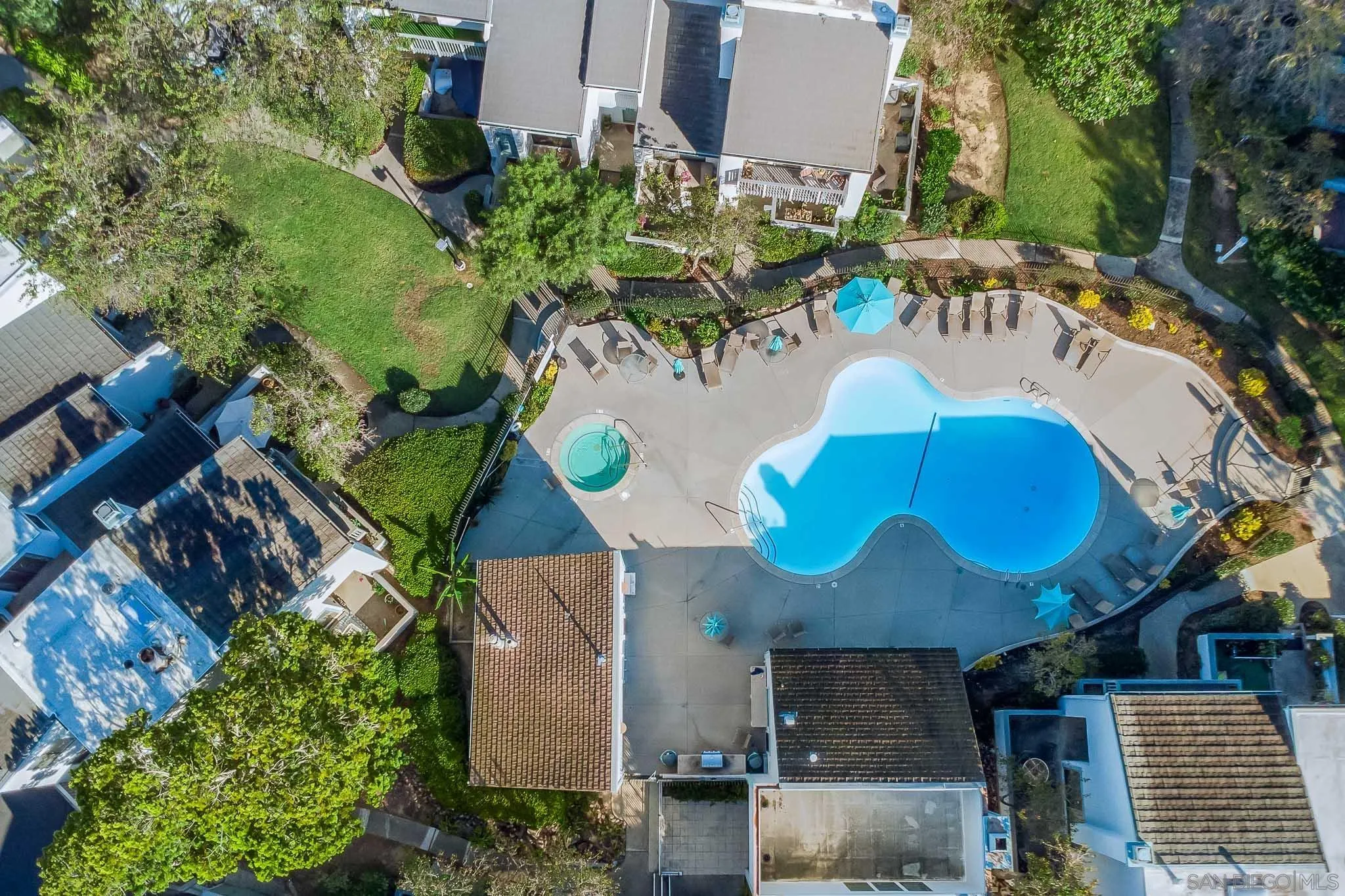 https://cdn.realtyfeed.com/cdn/127/250042271/3cc434b9cf90bc3fd53810acd4f6010d.webp