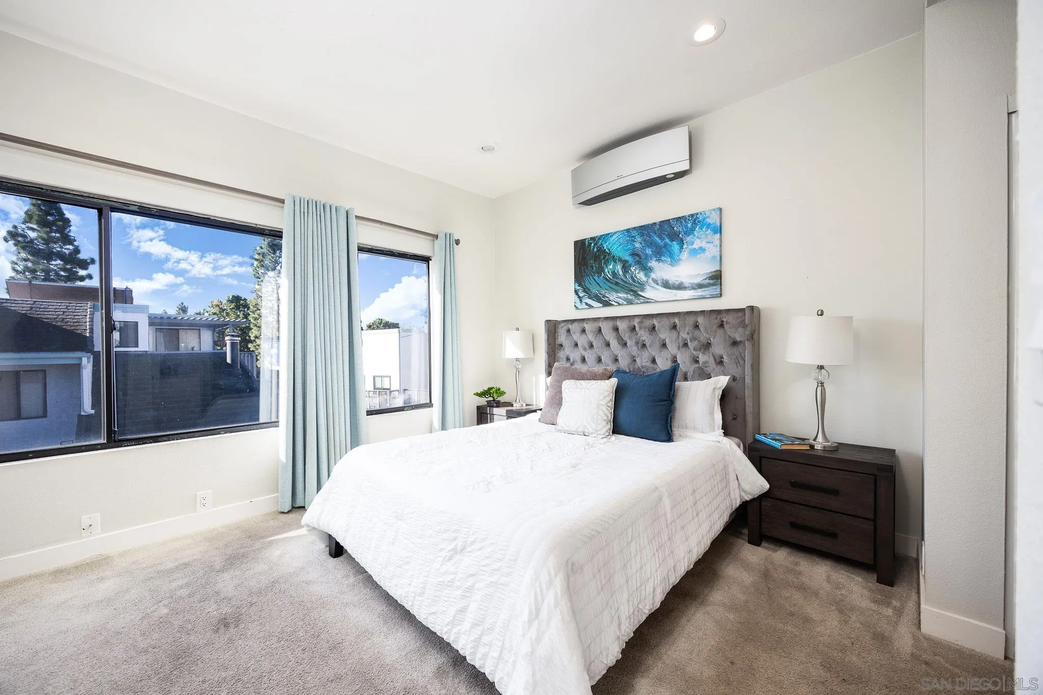 https://cdn.realtyfeed.com/cdn/127/250042271/4dc8cce56b17a19f5dc8e6542c46b5a1.webp
