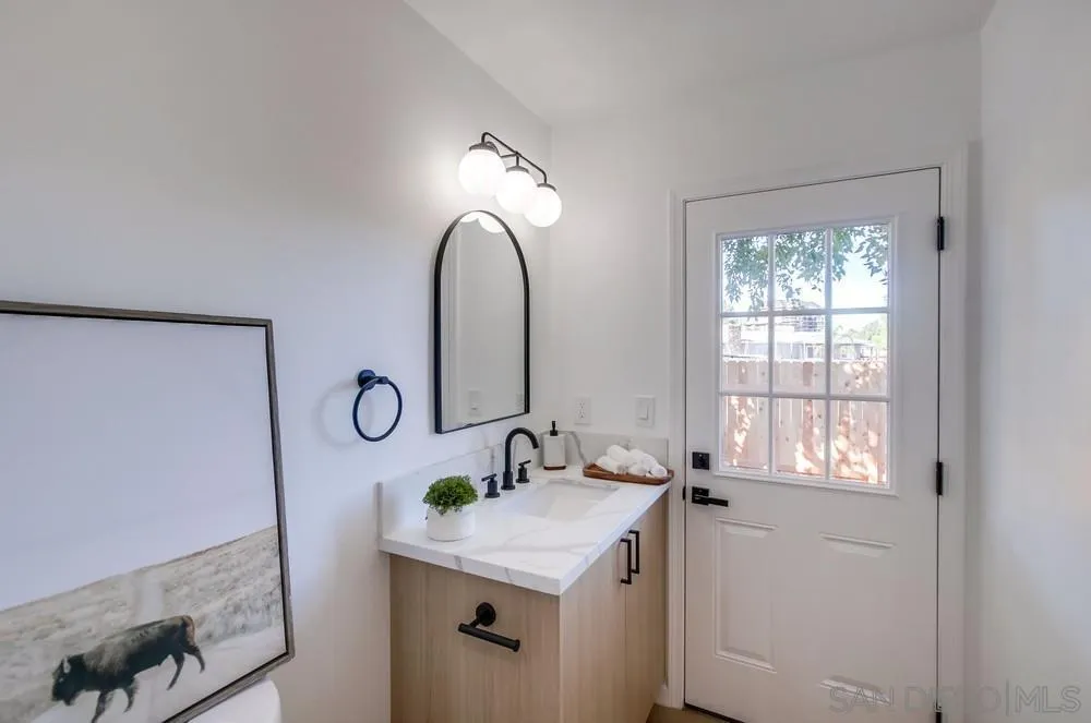 https://cdn.realtyfeed.com/cdn/127/250042289/e1f10b46f6d50e66d6594ba0a15d9b15.webp