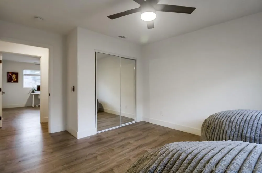 https://cdn.realtyfeed.com/cdn/127/250042294/1f829c1b9bc477bd713d0cb7d784d541.webp