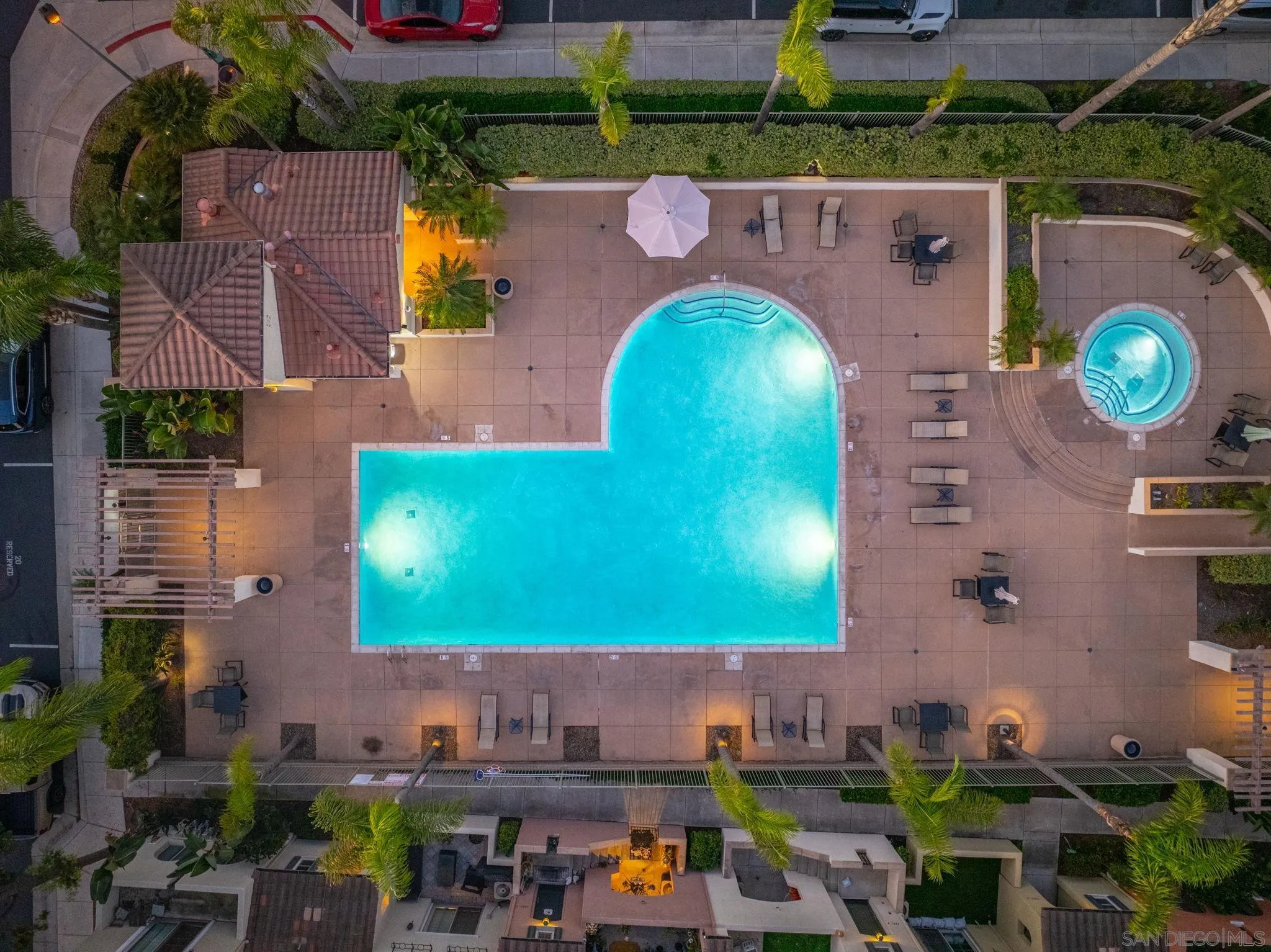 https://cdn.realtyfeed.com/cdn/127/250042296/6bbaff9e40a3b1c408144e8615a18a27.webp