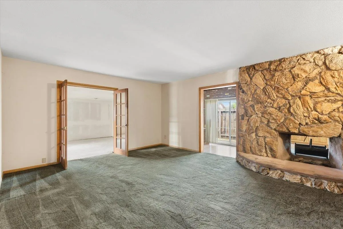https://cdn.realtyfeed.com/cdn/127/250042302/422aa72c824ac986d7f9f77c3c0daa6b.webp