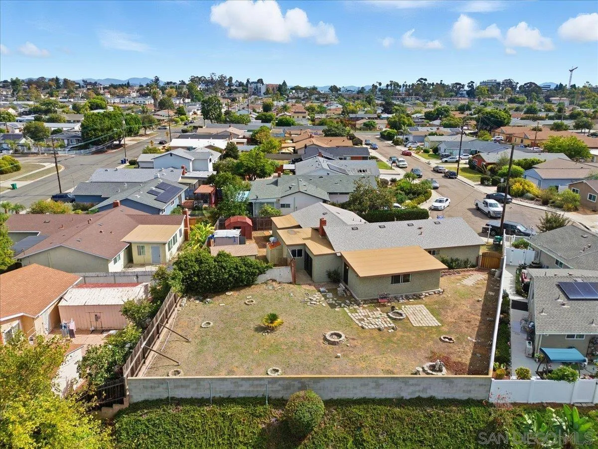 https://cdn.realtyfeed.com/cdn/127/250042302/f29eff82b09c8d3afeb6a6e8765b7ecb.webp