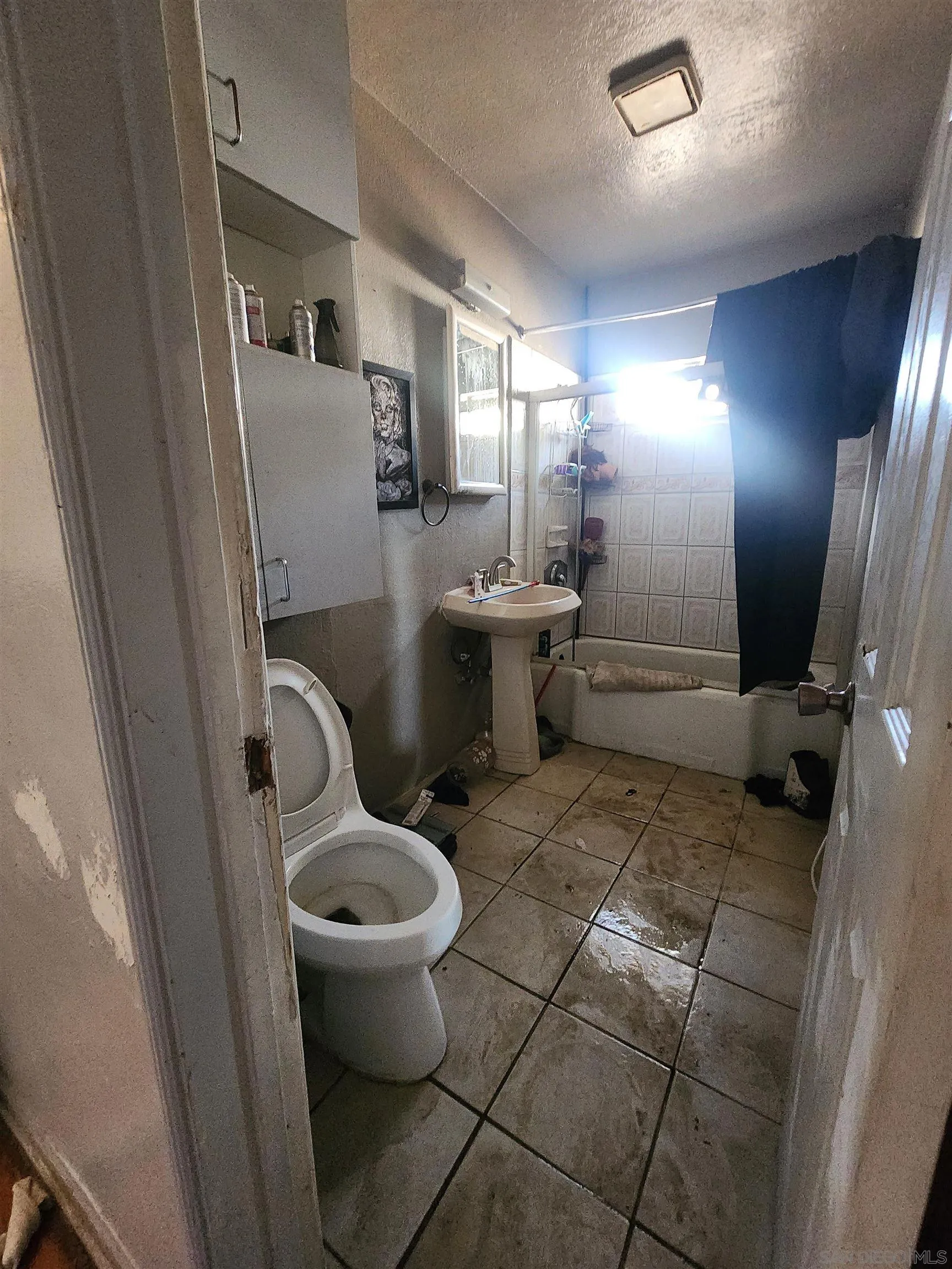 https://cdn.realtyfeed.com/cdn/127/250042306/5f2189aaf9ef703bba9d5d97d6dbb75a.webp
