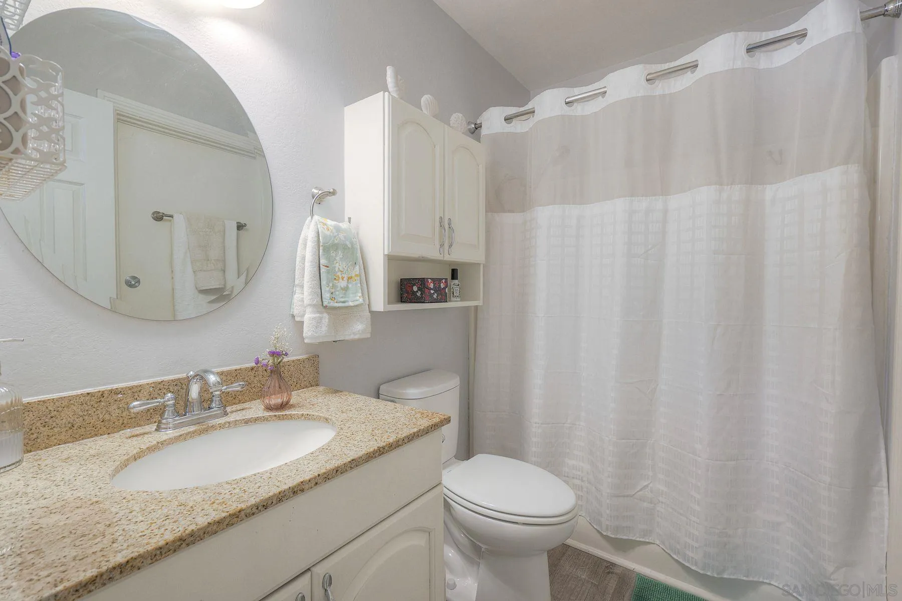 https://cdn.realtyfeed.com/cdn/127/250042307/ef8f0f7d0f1976b762d1ecb13a2ccb1d.webp