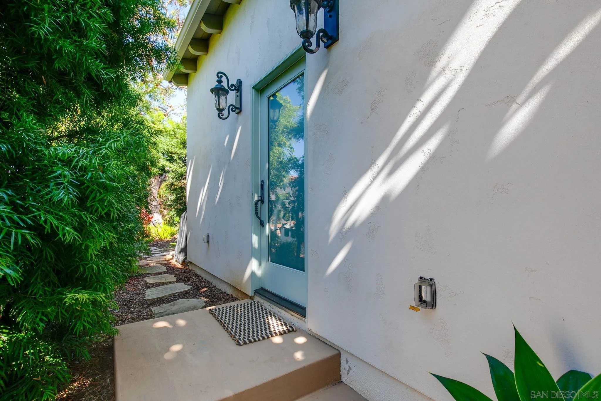 https://cdn.realtyfeed.com/cdn/127/250042317/9e3507249ff06f859cdd54338f3c47e0.webp