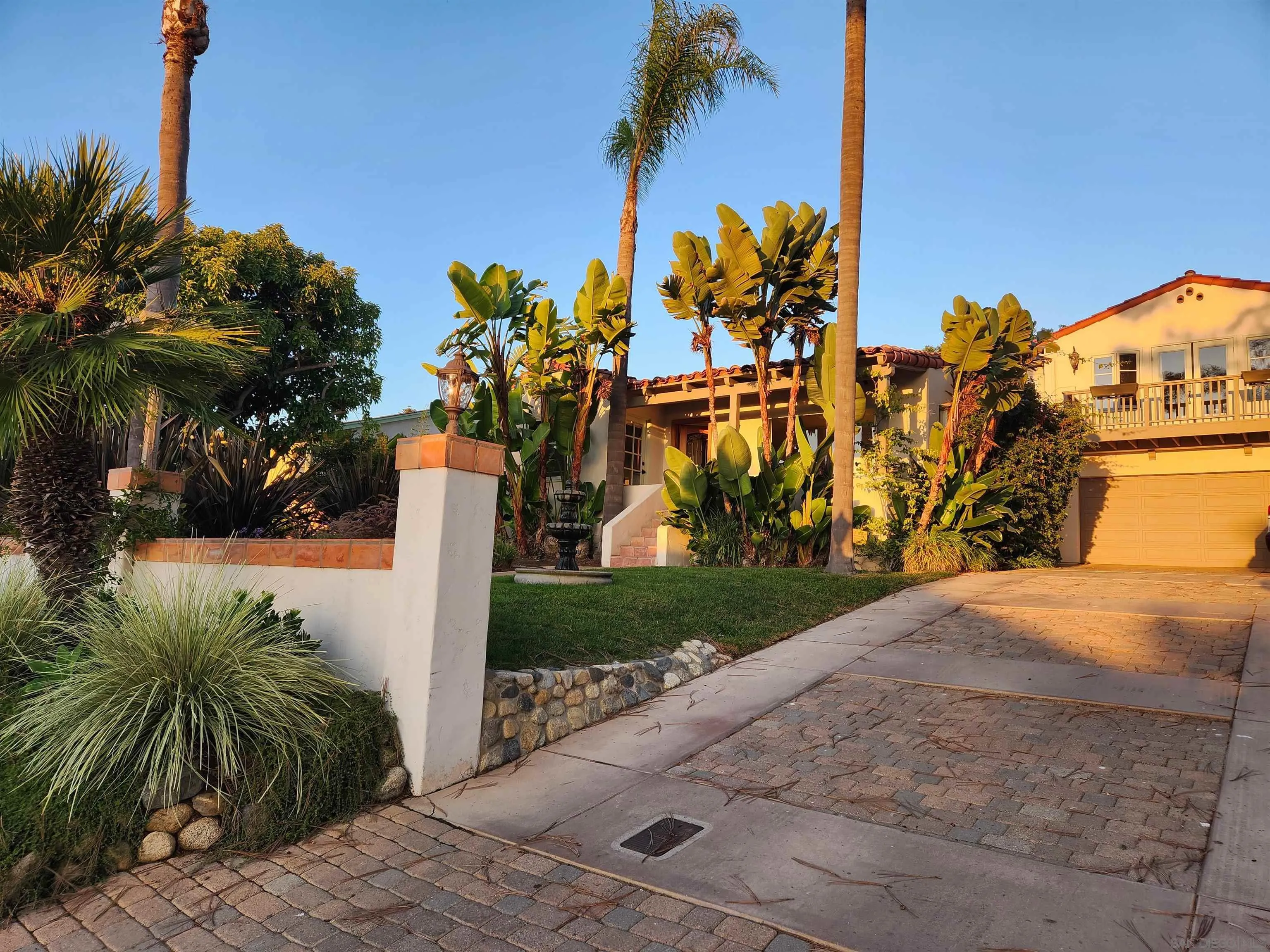 https://cdn.realtyfeed.com/cdn/127/250042317/ac6d7ea1c0639adc80e446b94fa86f4a.webp