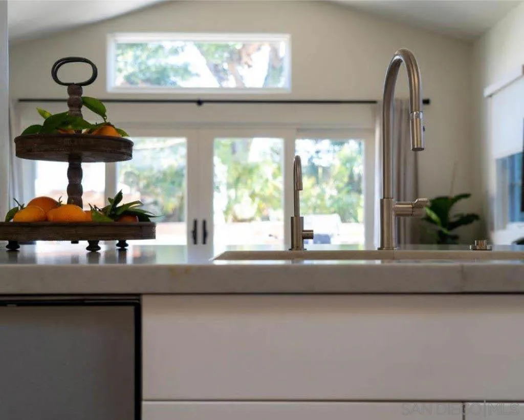 https://cdn.realtyfeed.com/cdn/127/250042317/b0b54b5ea5a554b7713a82111a3bcde6.webp