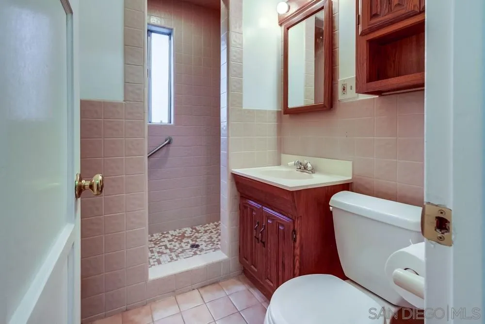 https://cdn.realtyfeed.com/cdn/127/250042320/2e73e01127eefc6b60c3d514ac79c939.webp