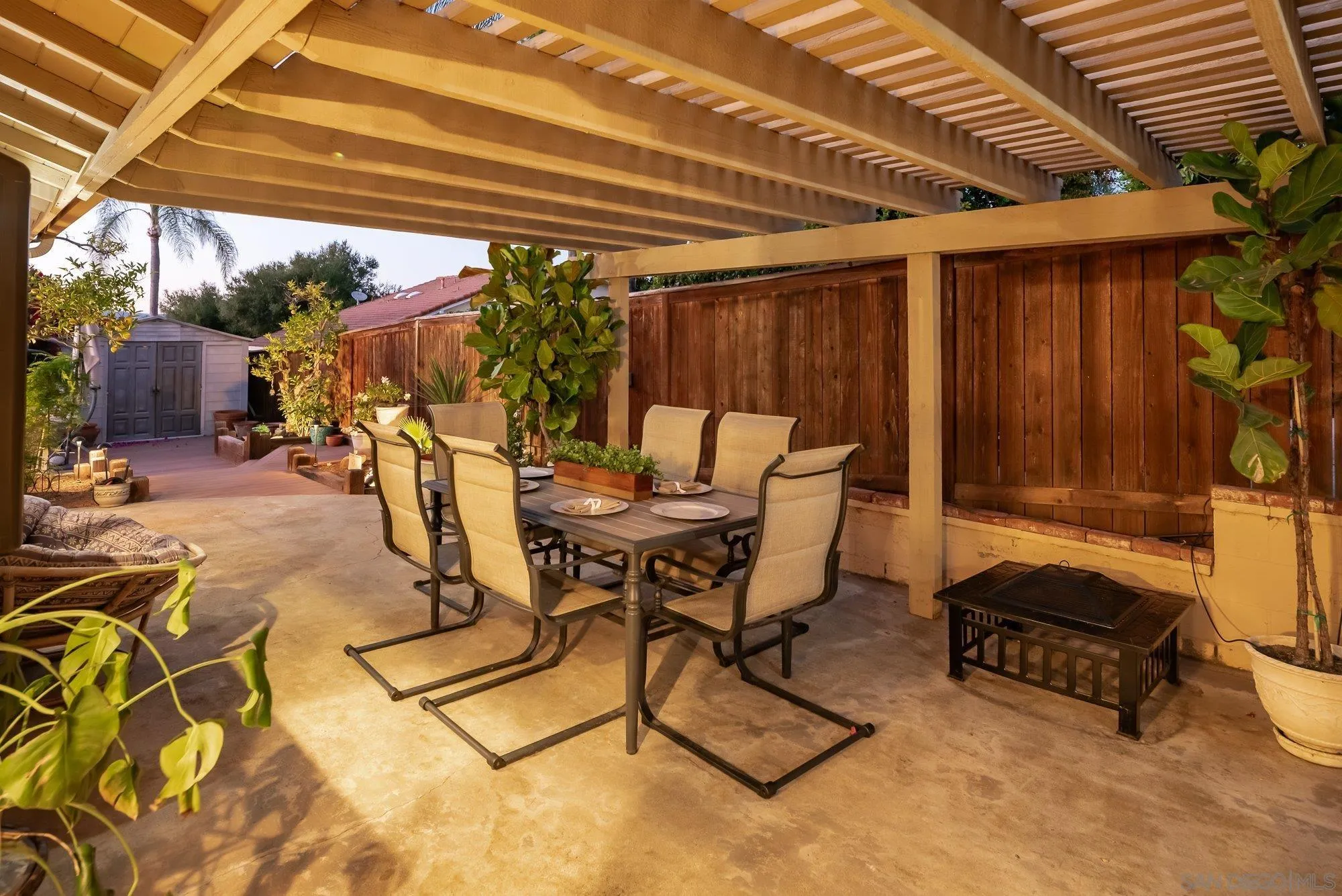 https://cdn.realtyfeed.com/cdn/127/250042330/2d85d0fa4aead5b8651ec546d91c6777.webp