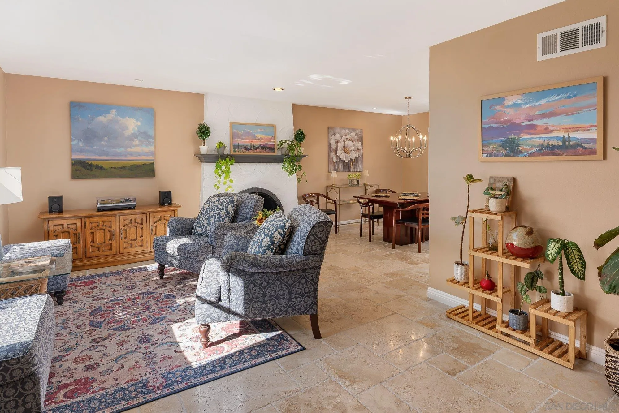 https://cdn.realtyfeed.com/cdn/127/250042330/c5271b3888052aa49f6b675b2d7a6de4.webp
