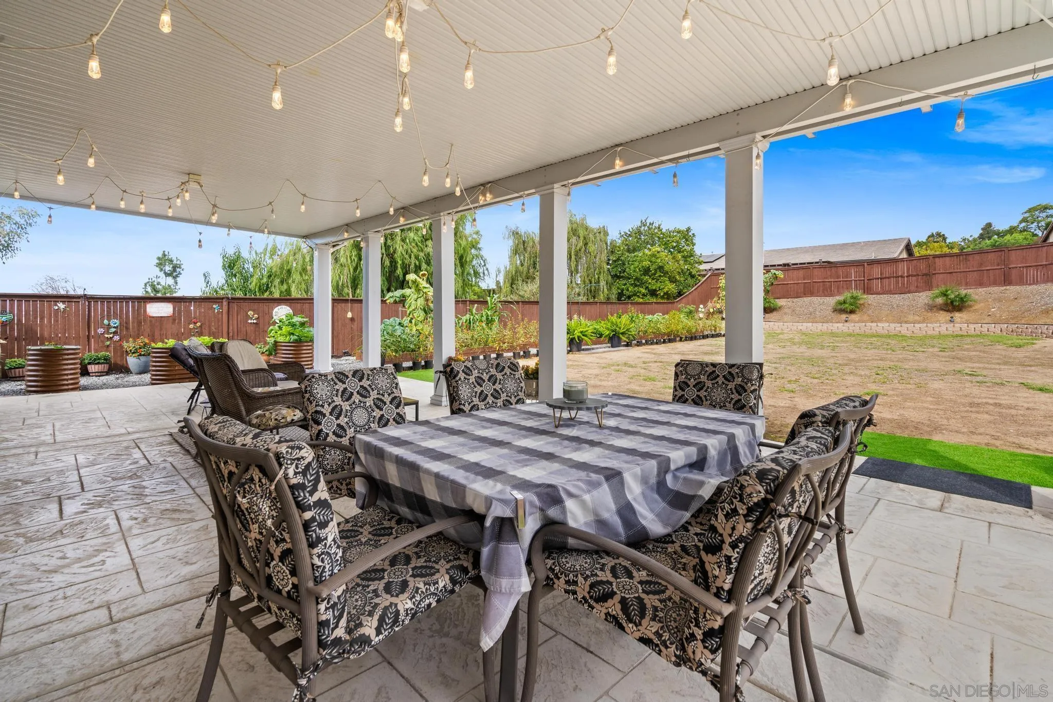 https://cdn.realtyfeed.com/cdn/127/250042337/885a75df3c89fe7da698229226d4b29f.webp