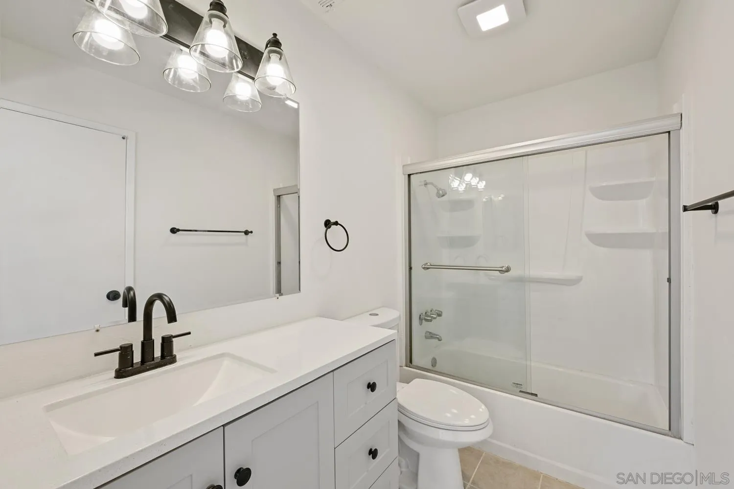 https://cdn.realtyfeed.com/cdn/127/250042350/dbf424b6851fcf14b04ecb91acb7b76b.webp