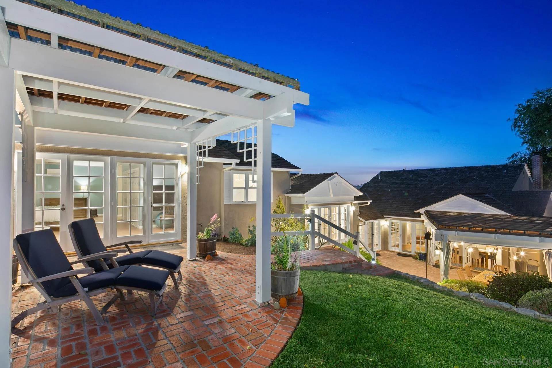 https://cdn.realtyfeed.com/cdn/127/250042351/c1d668a7fa155bcce4c08ec672f0e4e3.webp
