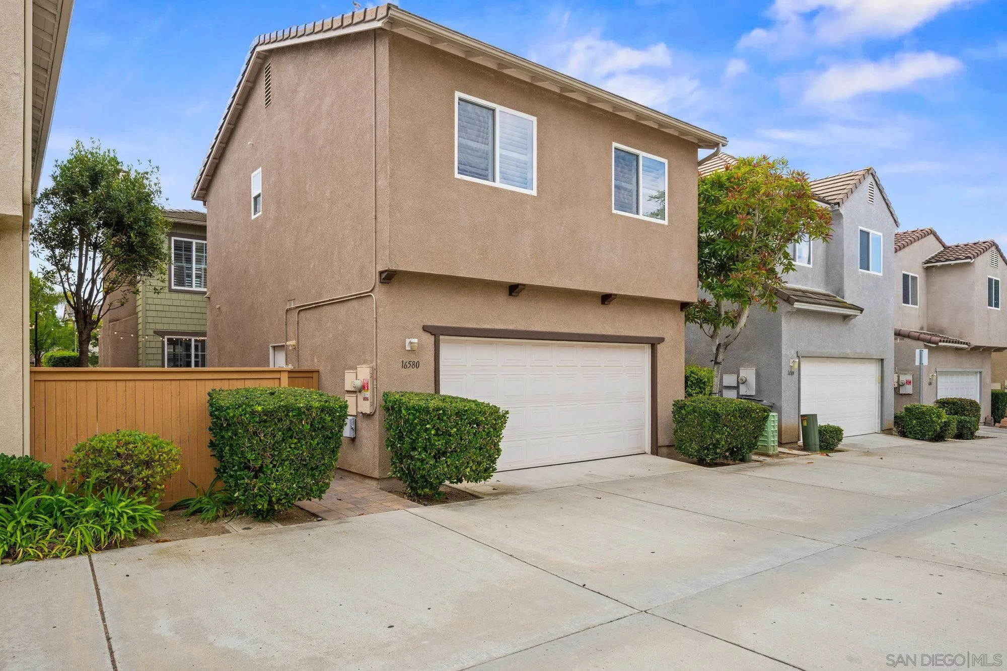https://cdn.realtyfeed.com/cdn/127/250042353/c2353d40fadfb9e34b9da5c29ba5d37a.webp
