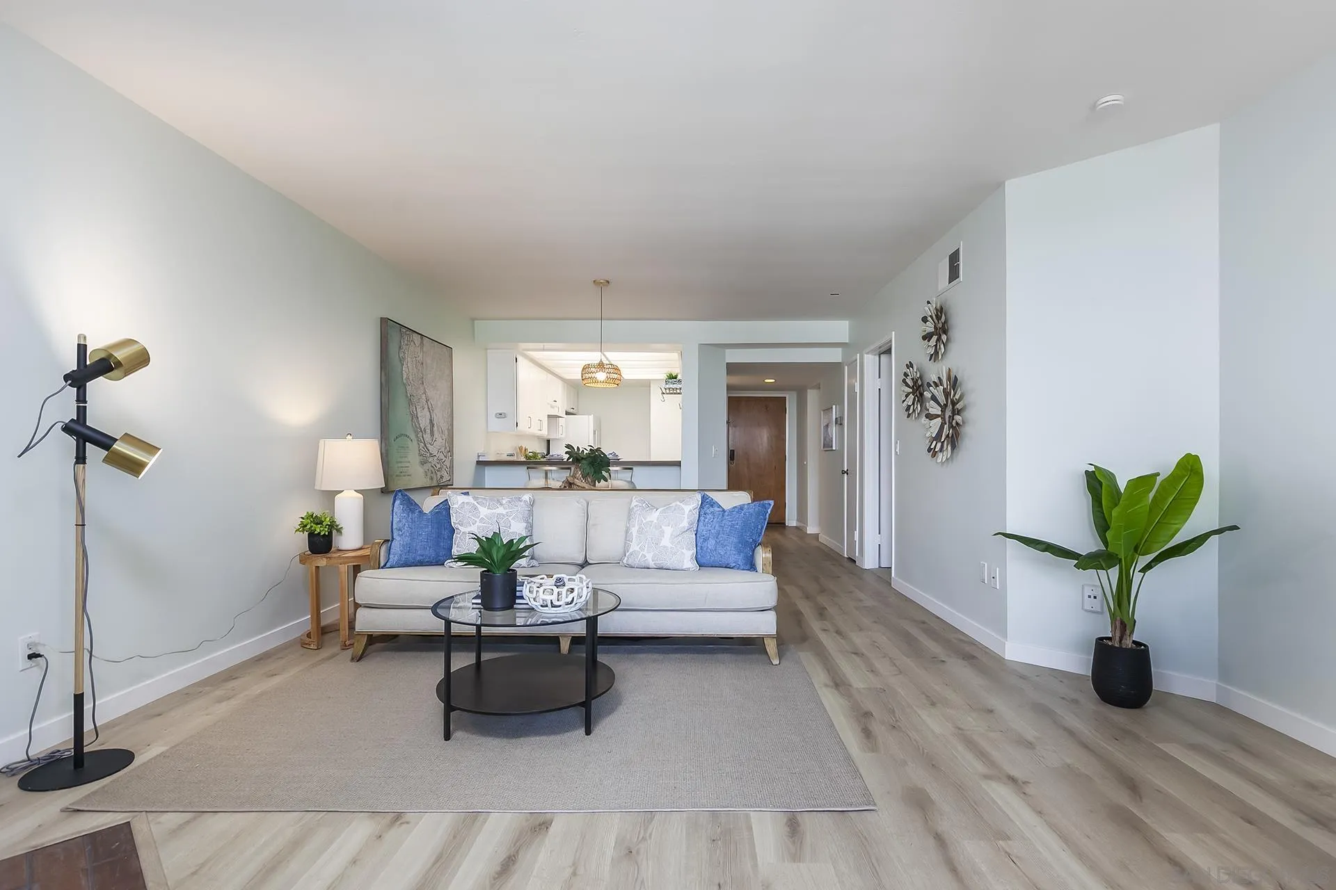 https://cdn.realtyfeed.com/cdn/127/250042354/f55a1211191560b67324d91f182ab8f2.webp