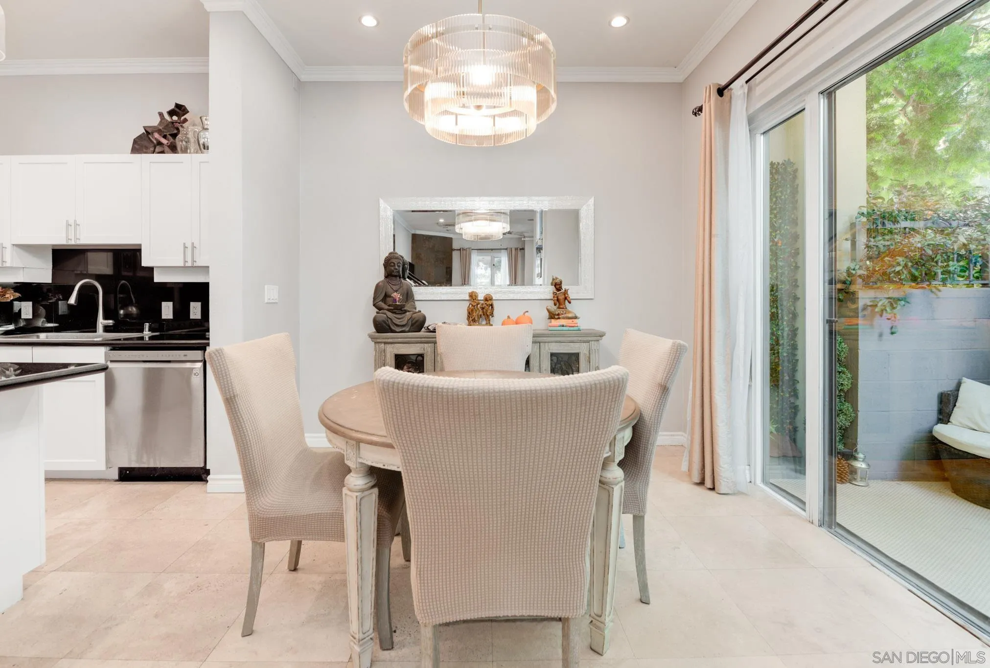 https://cdn.realtyfeed.com/cdn/127/250042356/9bcd5ec7e0d8f4f835706bb4f7c6ea8d.webp