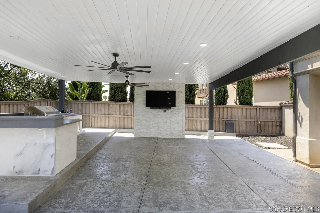 https://cdn.realtyfeed.com/cdn/127/250042358/3f3daba5a5790e5140e6f43d826e5fad.webp