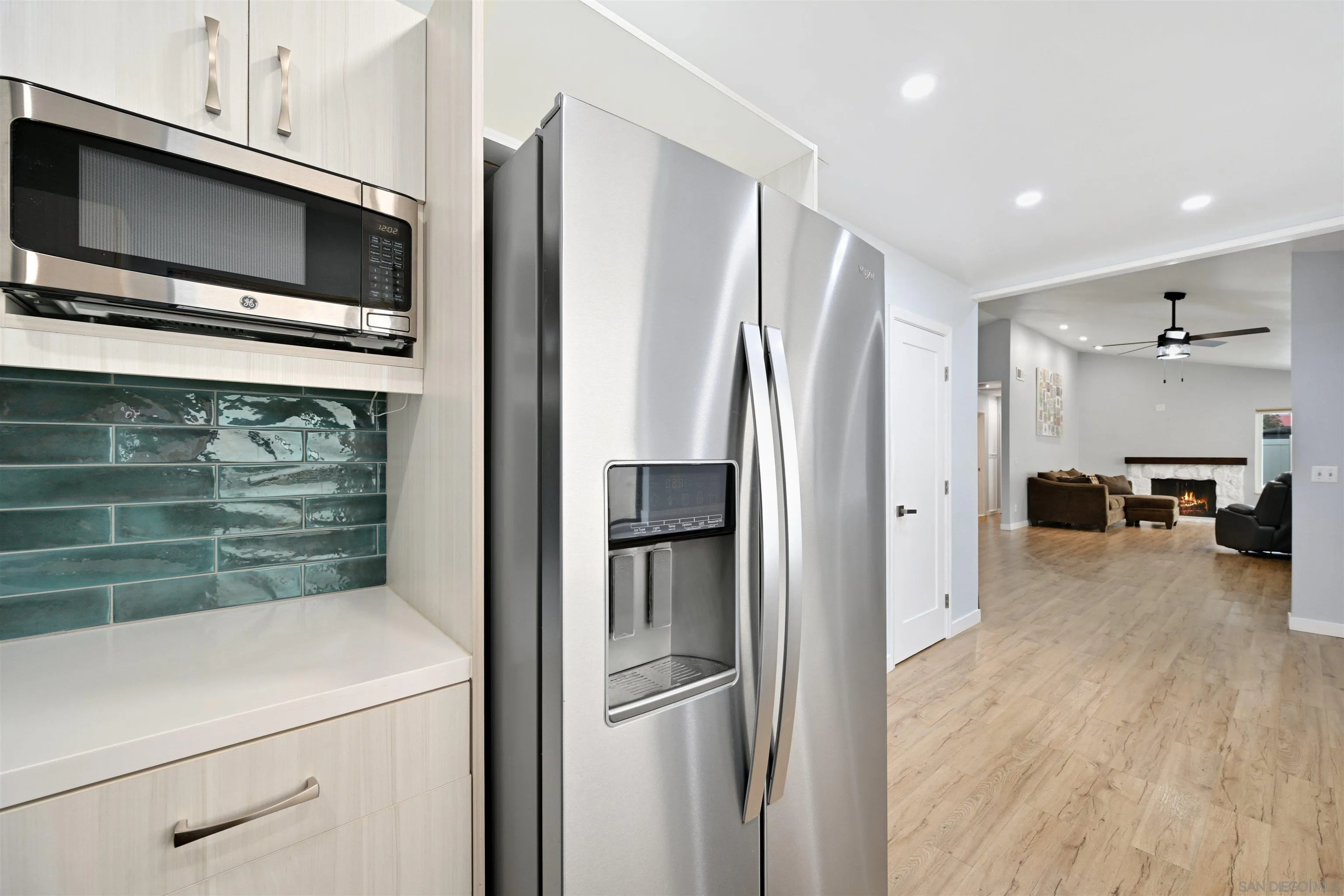 https://cdn.realtyfeed.com/cdn/127/250042361/ad672c8a09e39b8f604388cc85ce537c.webp
