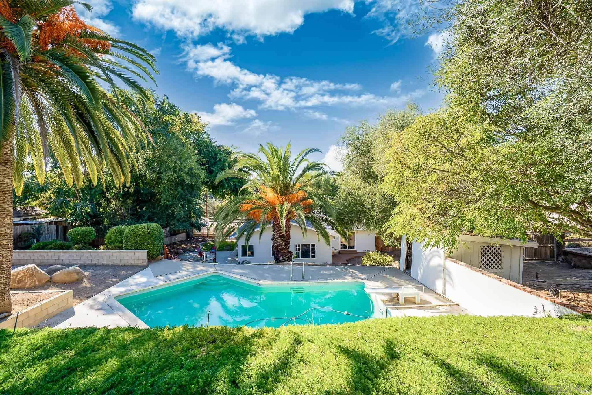 https://cdn.realtyfeed.com/cdn/127/250042365/6f7d2148a358dd9b7ce154e3ca944e4a.webp
