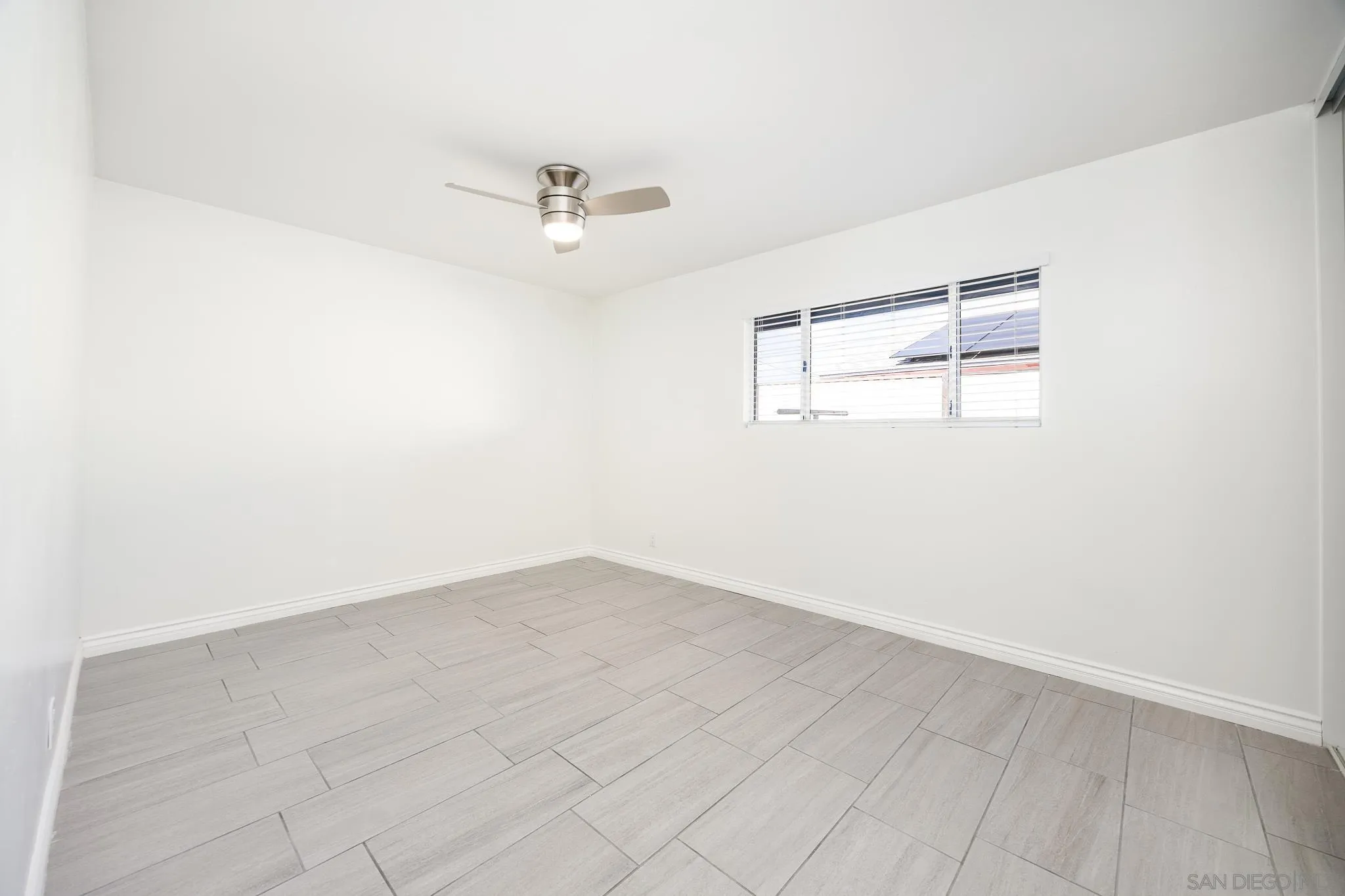 https://cdn.realtyfeed.com/cdn/127/250042366/392d5028e5de8d97f1fe8d2b09fb7f03.webp