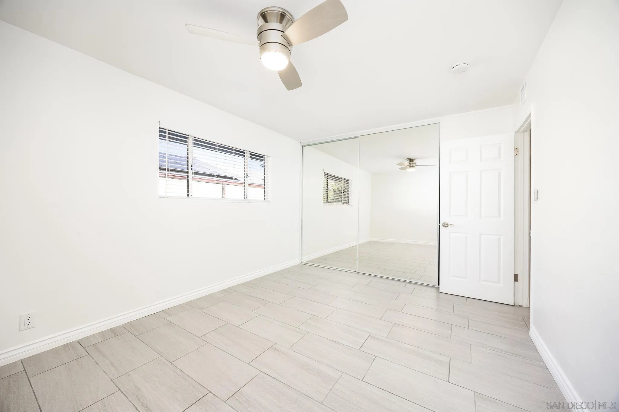https://cdn.realtyfeed.com/cdn/127/250042366/fd91a696c3bf517a1fb7d1f39e24cfe6.webp