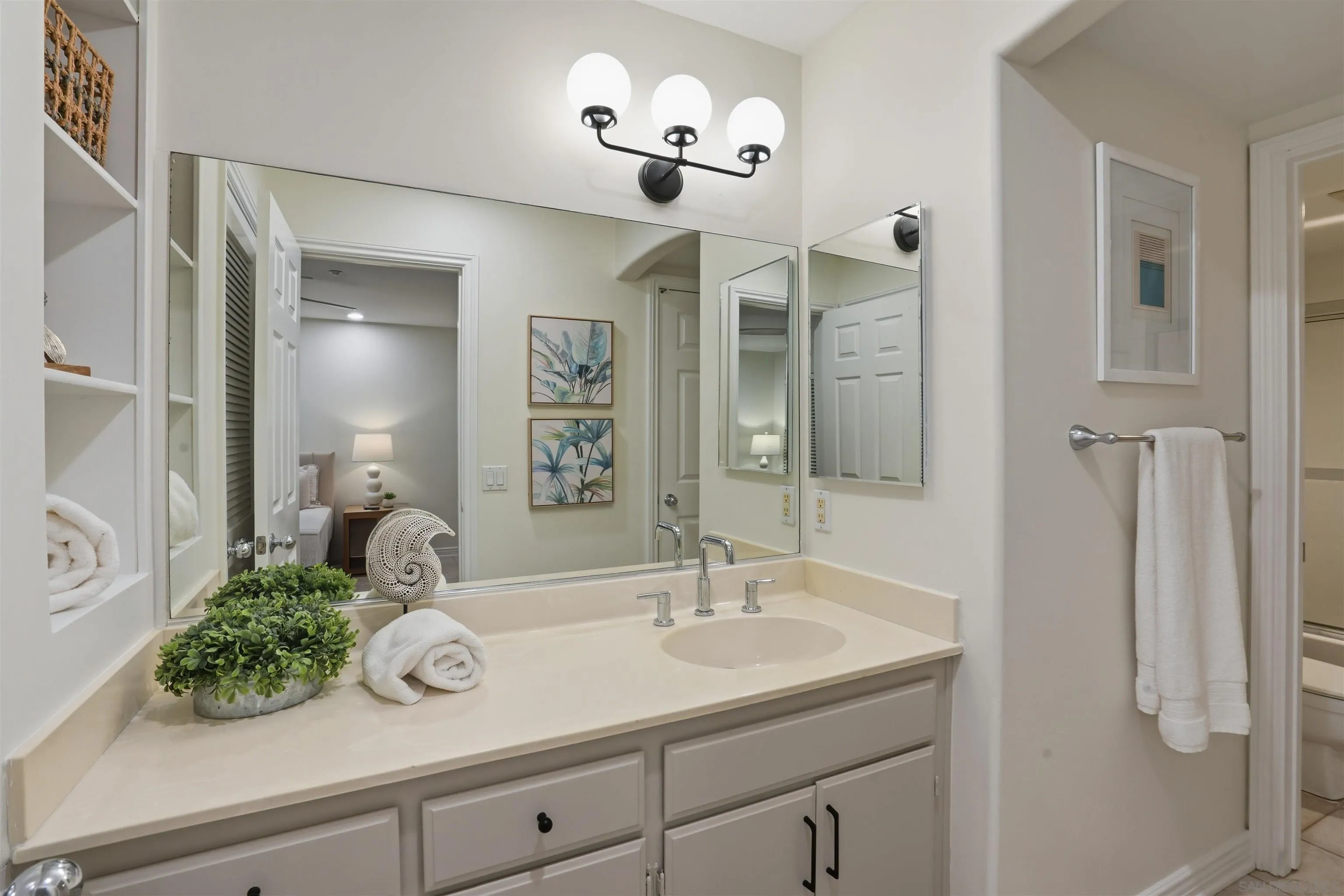 https://cdn.realtyfeed.com/cdn/127/250042367/3719f168a0567d6c9d0cf7aef122f99a.webp