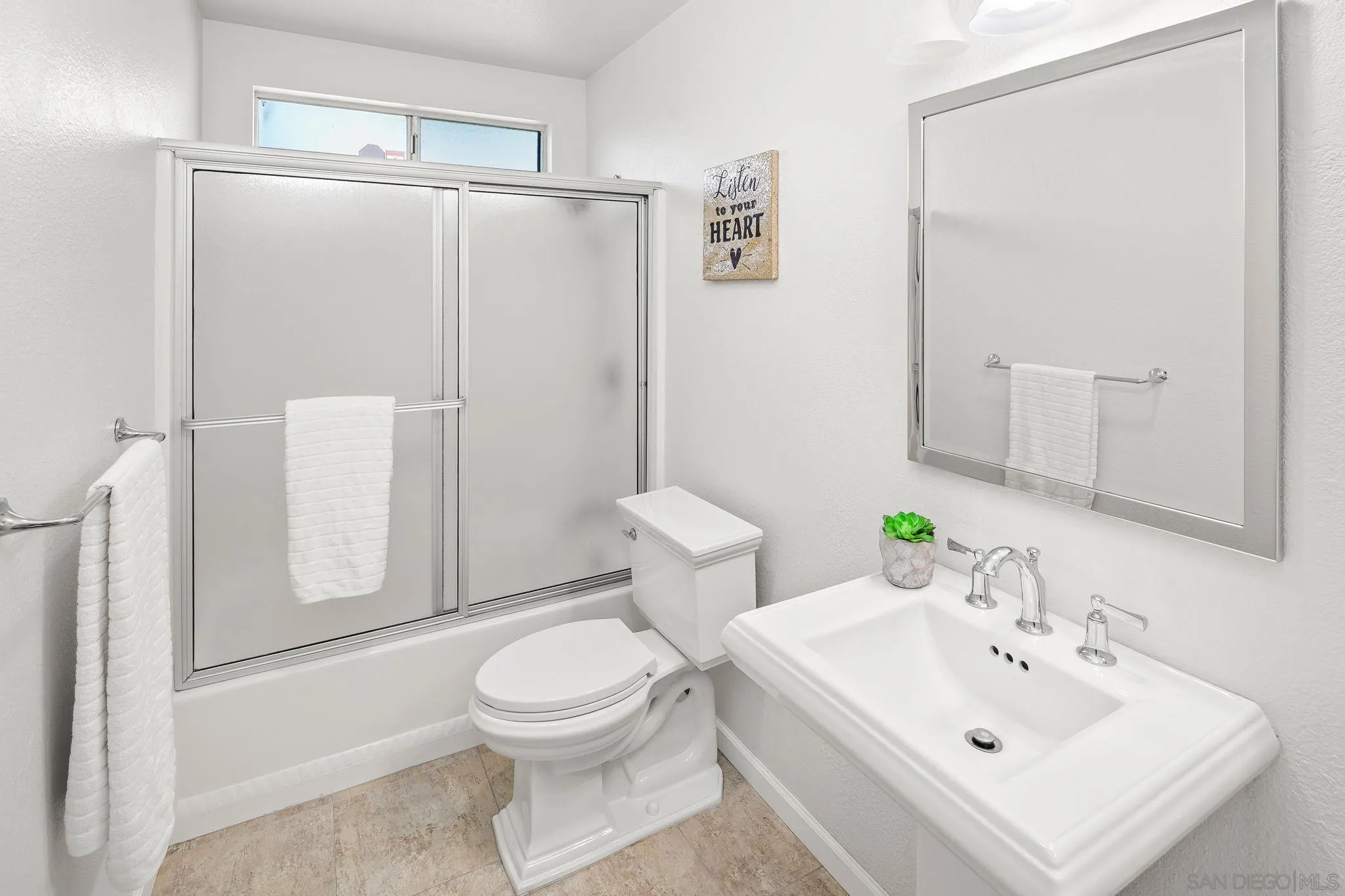 https://cdn.realtyfeed.com/cdn/127/250042370/9c2abdc0da30dba8bd2036e8eac5bc9d.webp