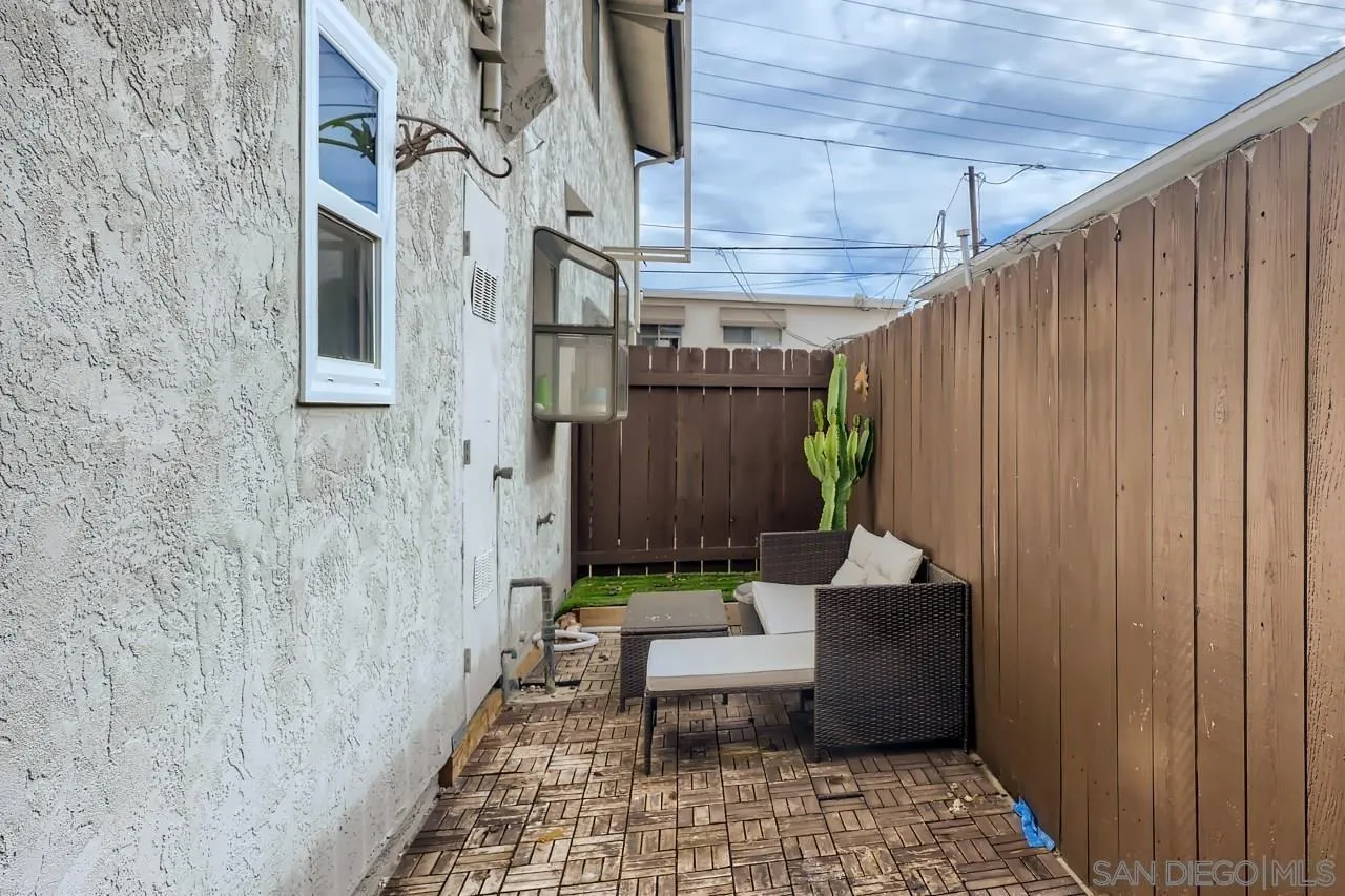https://cdn.realtyfeed.com/cdn/127/250042379/ffba9ca2e5a43c694cf7b0bd3baf4800.webp