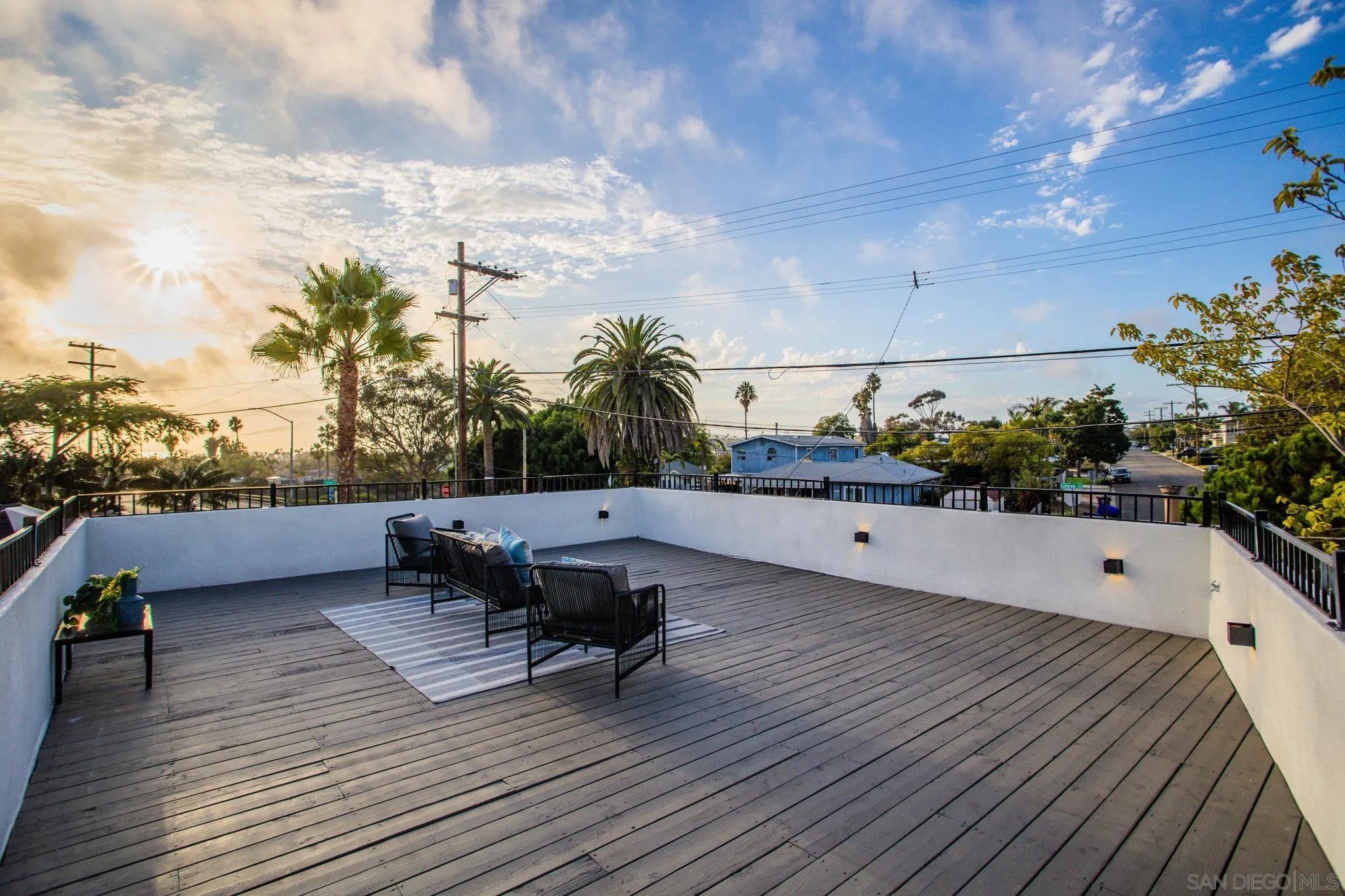 https://cdn.realtyfeed.com/cdn/127/250042380/1ba1ce8544742732e8b1c679717585da.webp