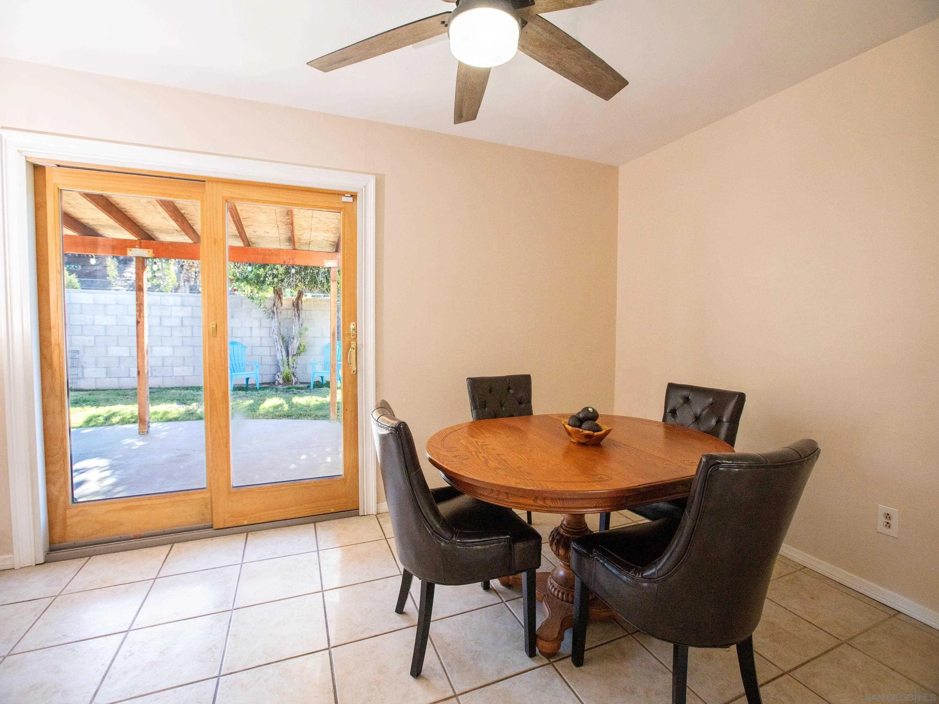 https://cdn.realtyfeed.com/cdn/127/250042393/36c4f531b802a0d5c220ae1a44d5ae83.webp