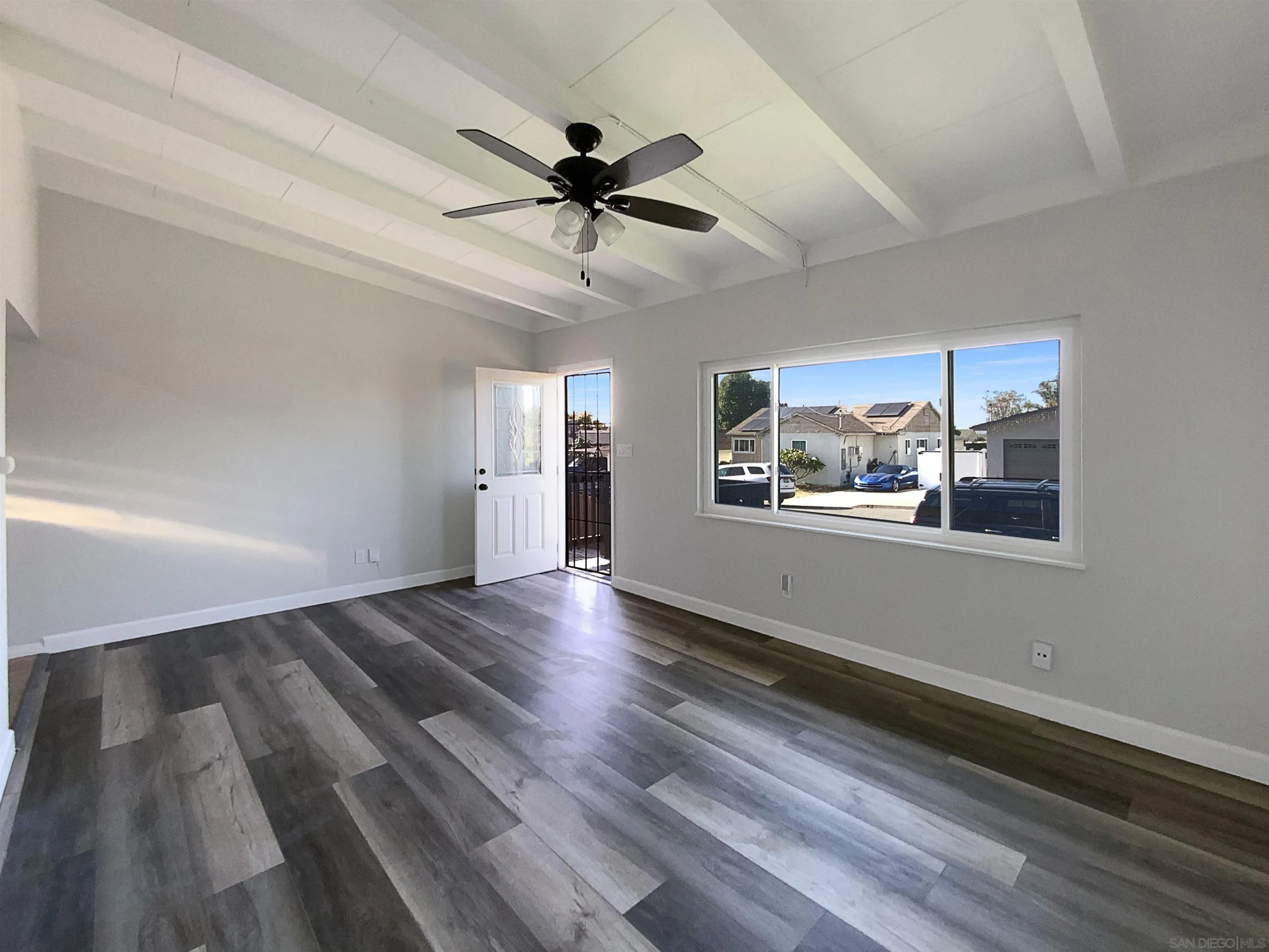 https://cdn.realtyfeed.com/cdn/127/250042401/b020bc96c2538beeb7e9f5d49aa836f0.webp