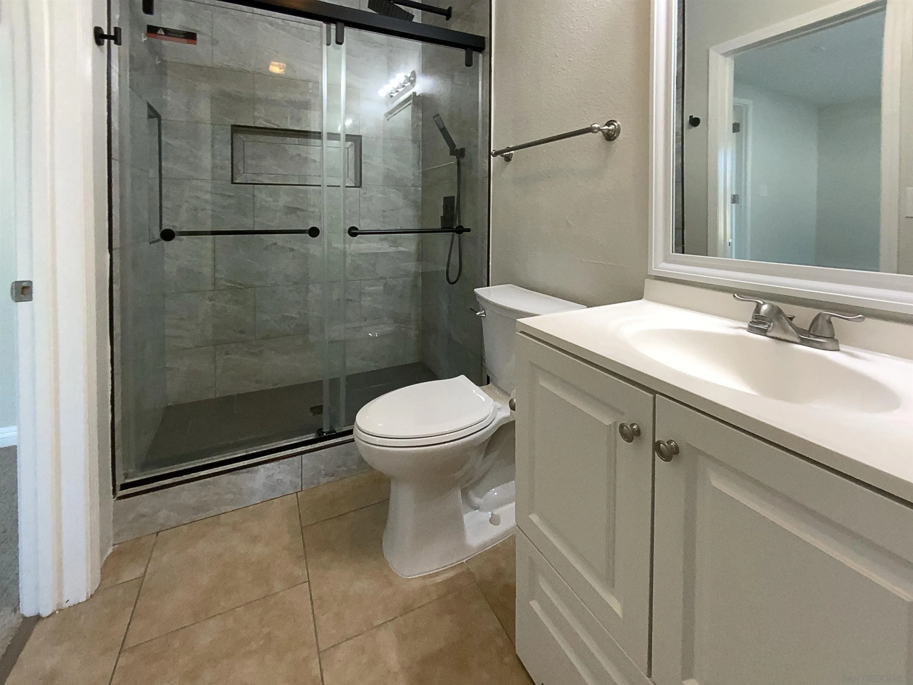 https://cdn.realtyfeed.com/cdn/127/250042401/f7e94e4fdc4aaf266d17a30414ed4920.webp